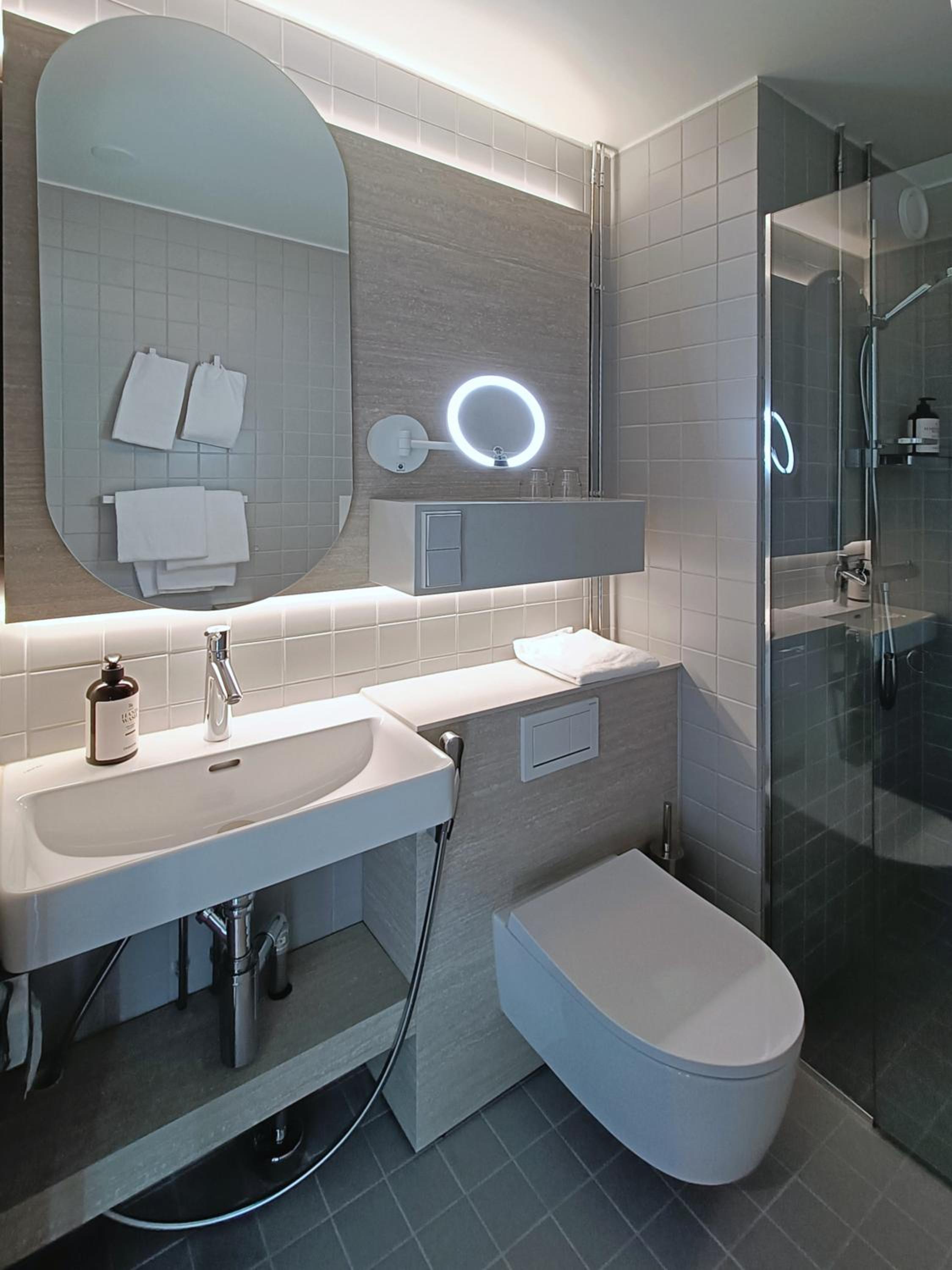Superior Double or Twin Room photo 3
