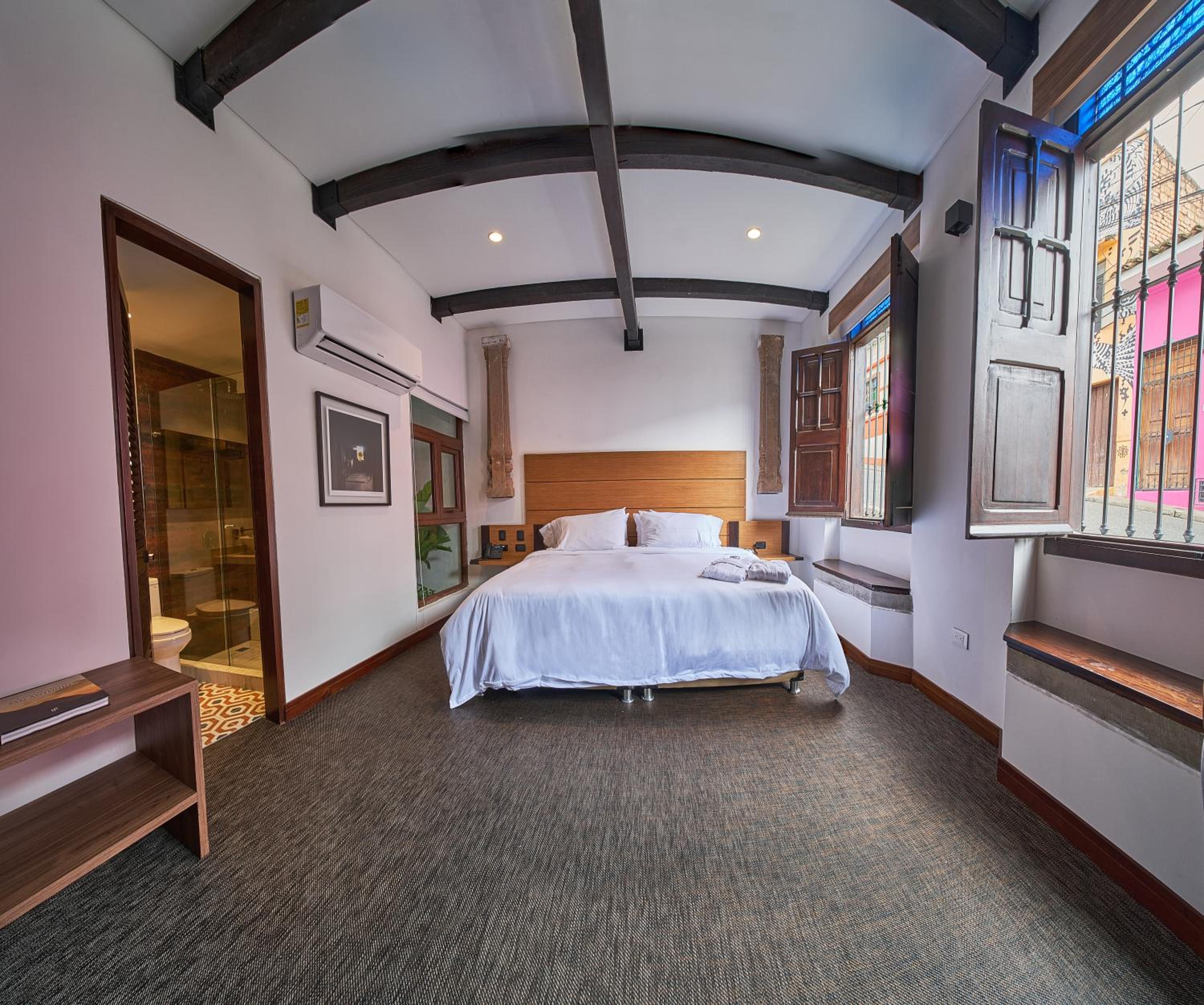 Double Room - Photo 5