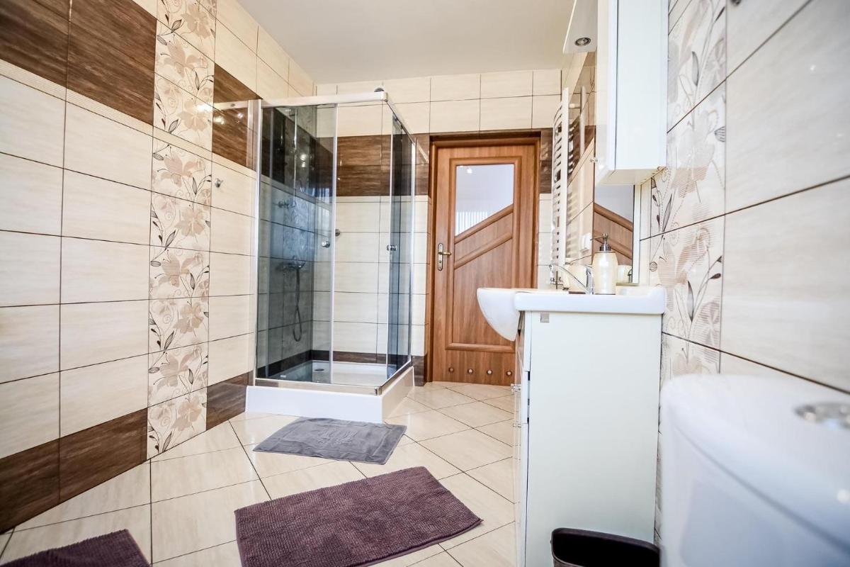 One-Bedroom Apartment - Photo 10