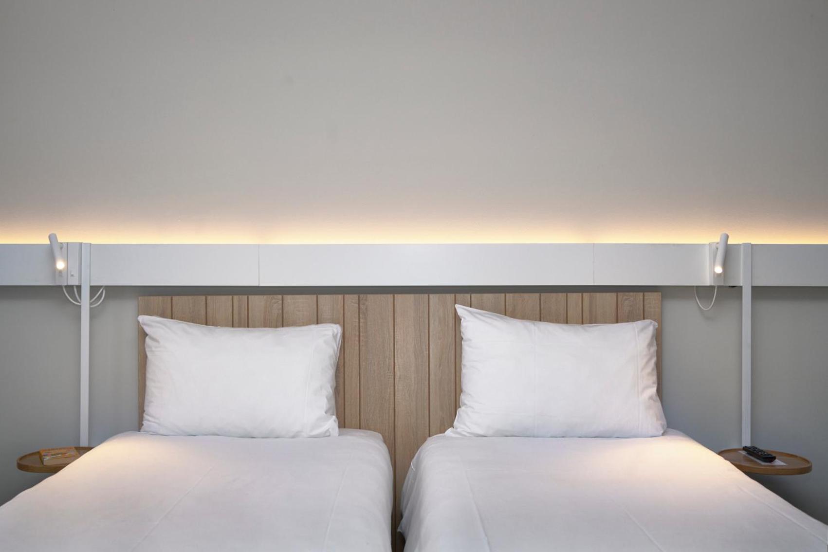 Standard Twin Room - Photo 1