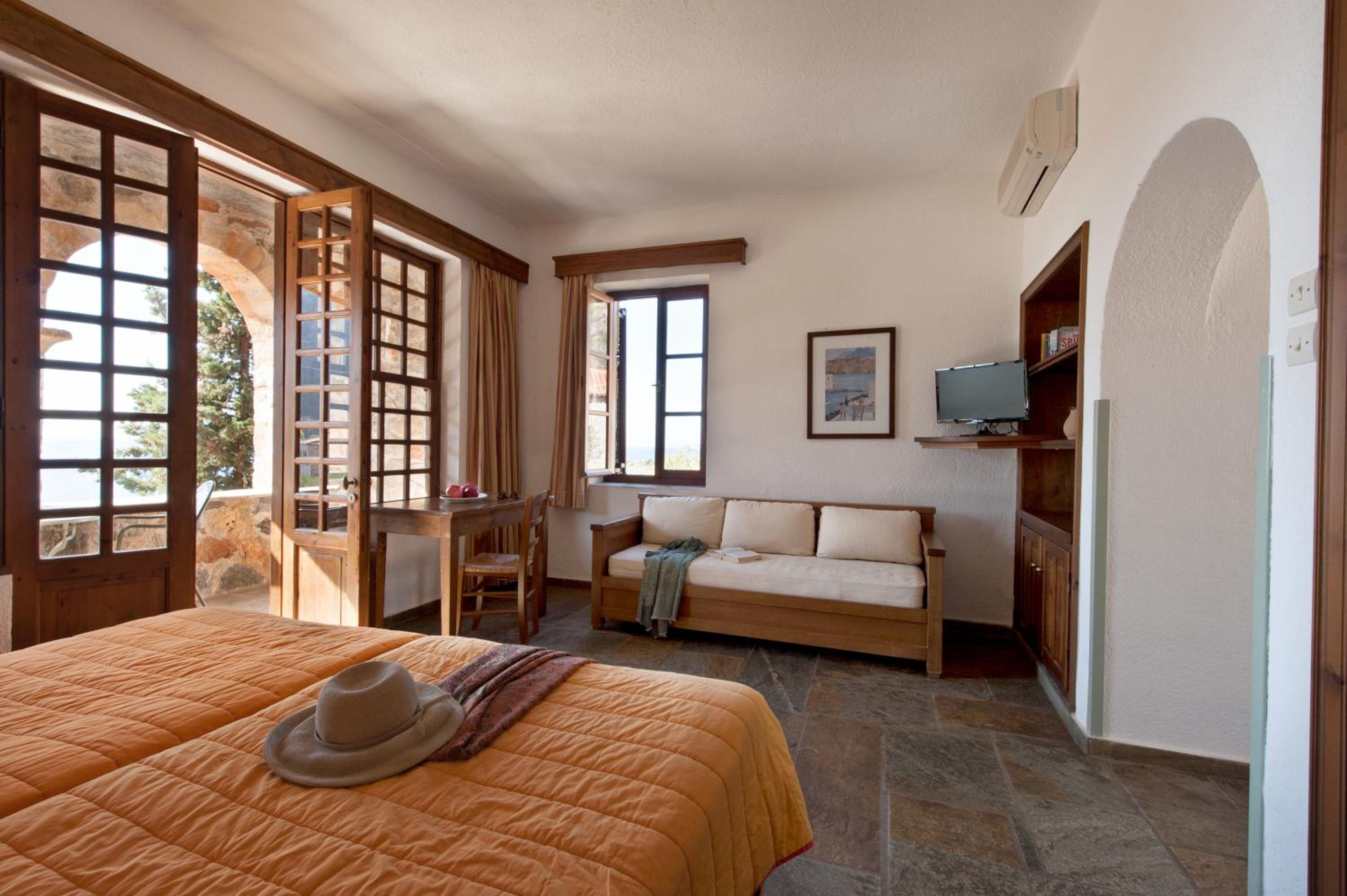Studio with Sea View