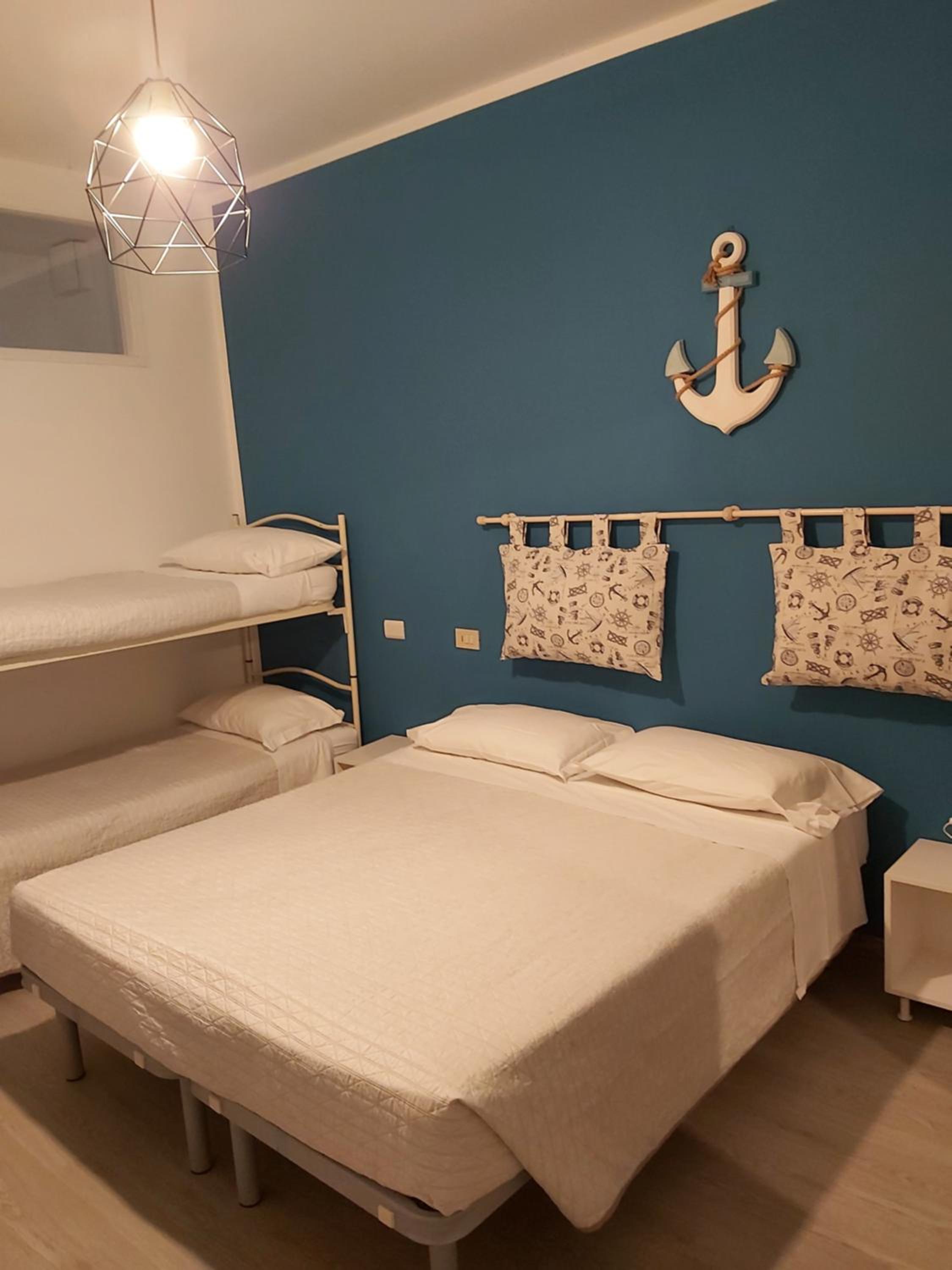 Comfort Quadruple Room - Photo 1