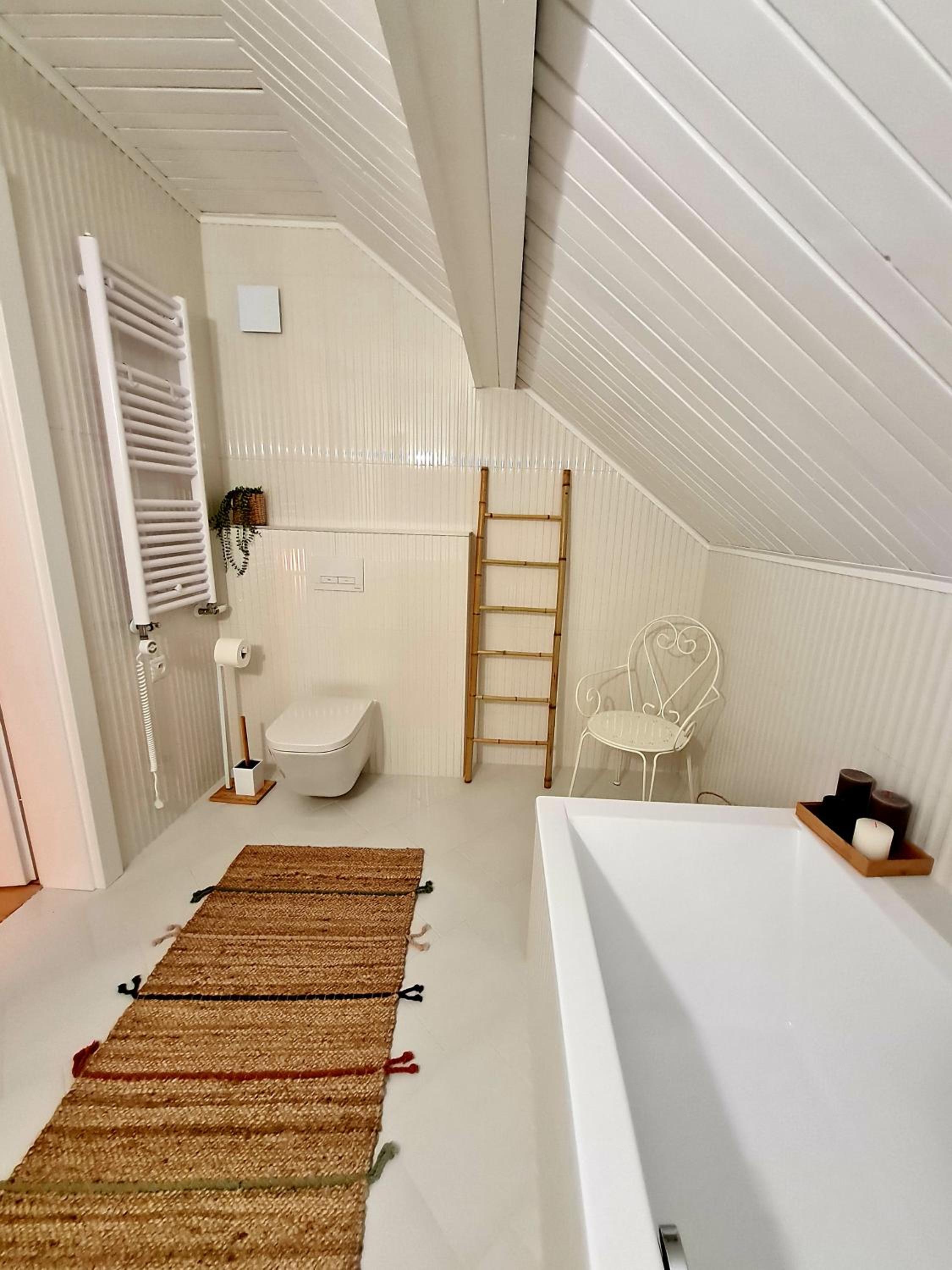 Quadruple Room - Photo 6