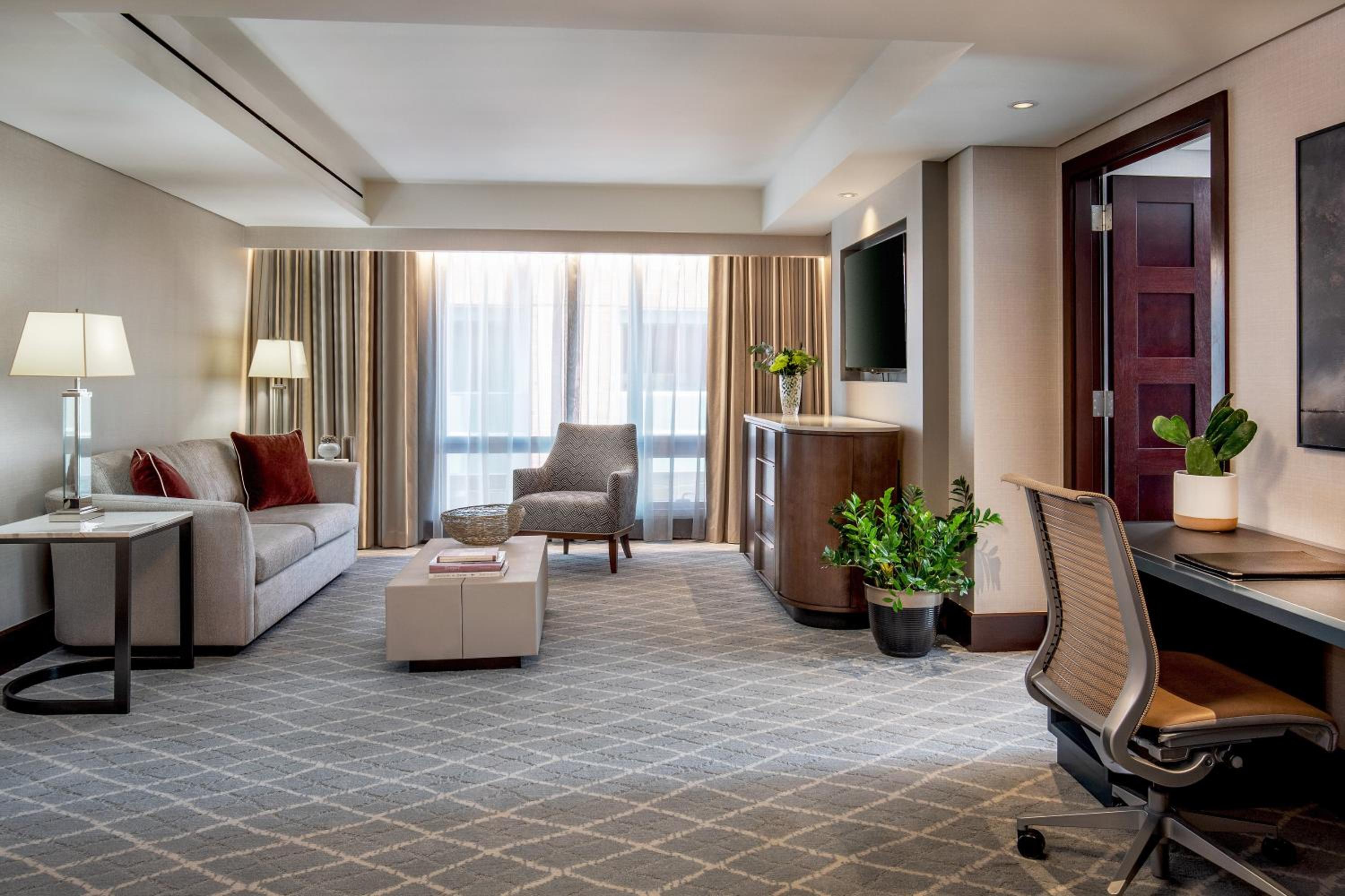 One-Bedroom King Suite - Photo 1
