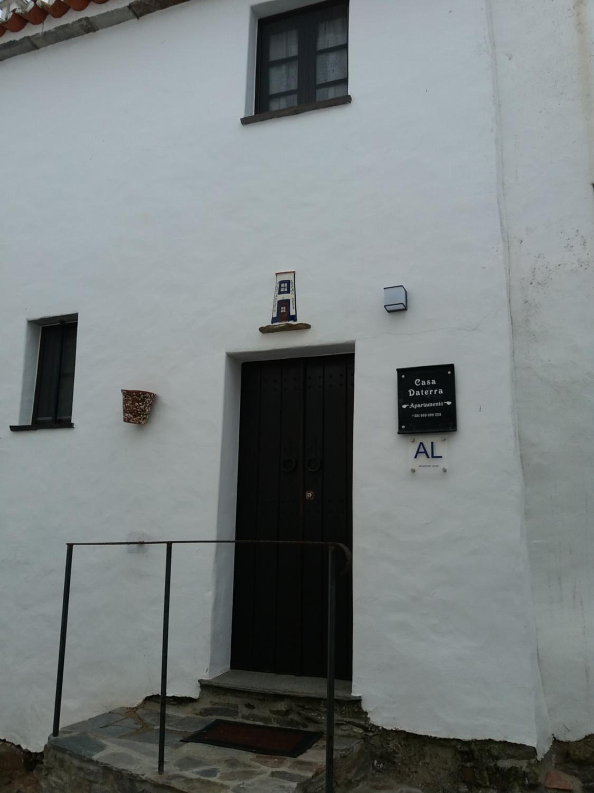 Apartment - Split Level photo 2
