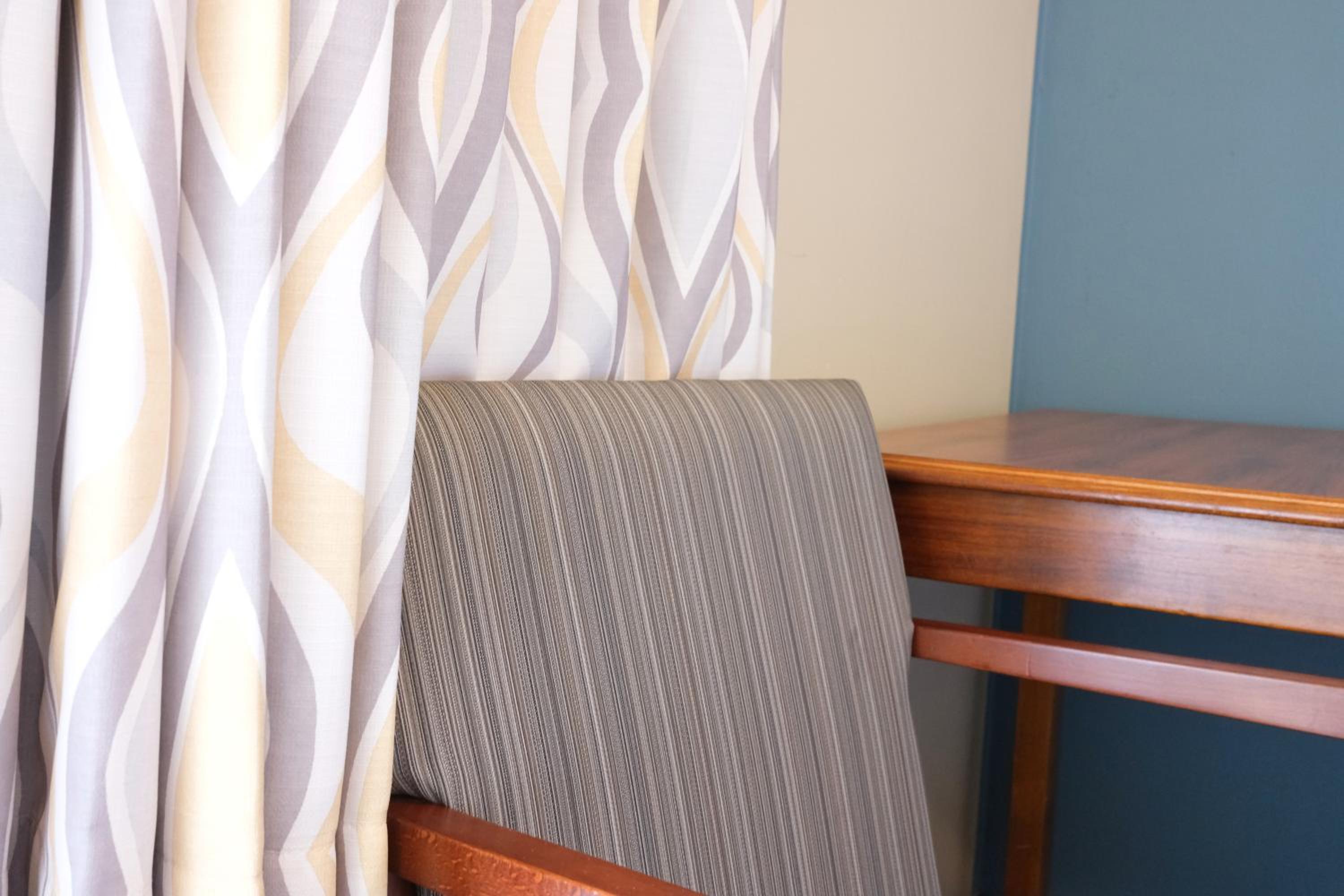 Deluxe Two Double Beds - Non-Smoking - Photo 8