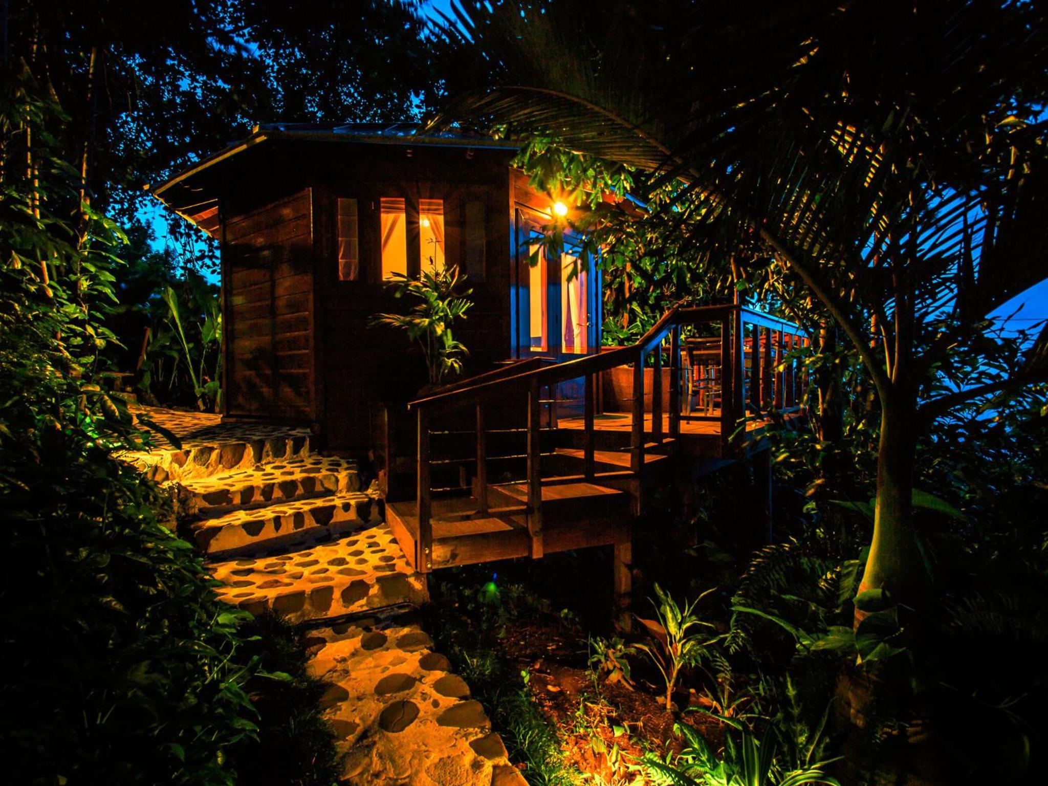 Cottage with Ocean View