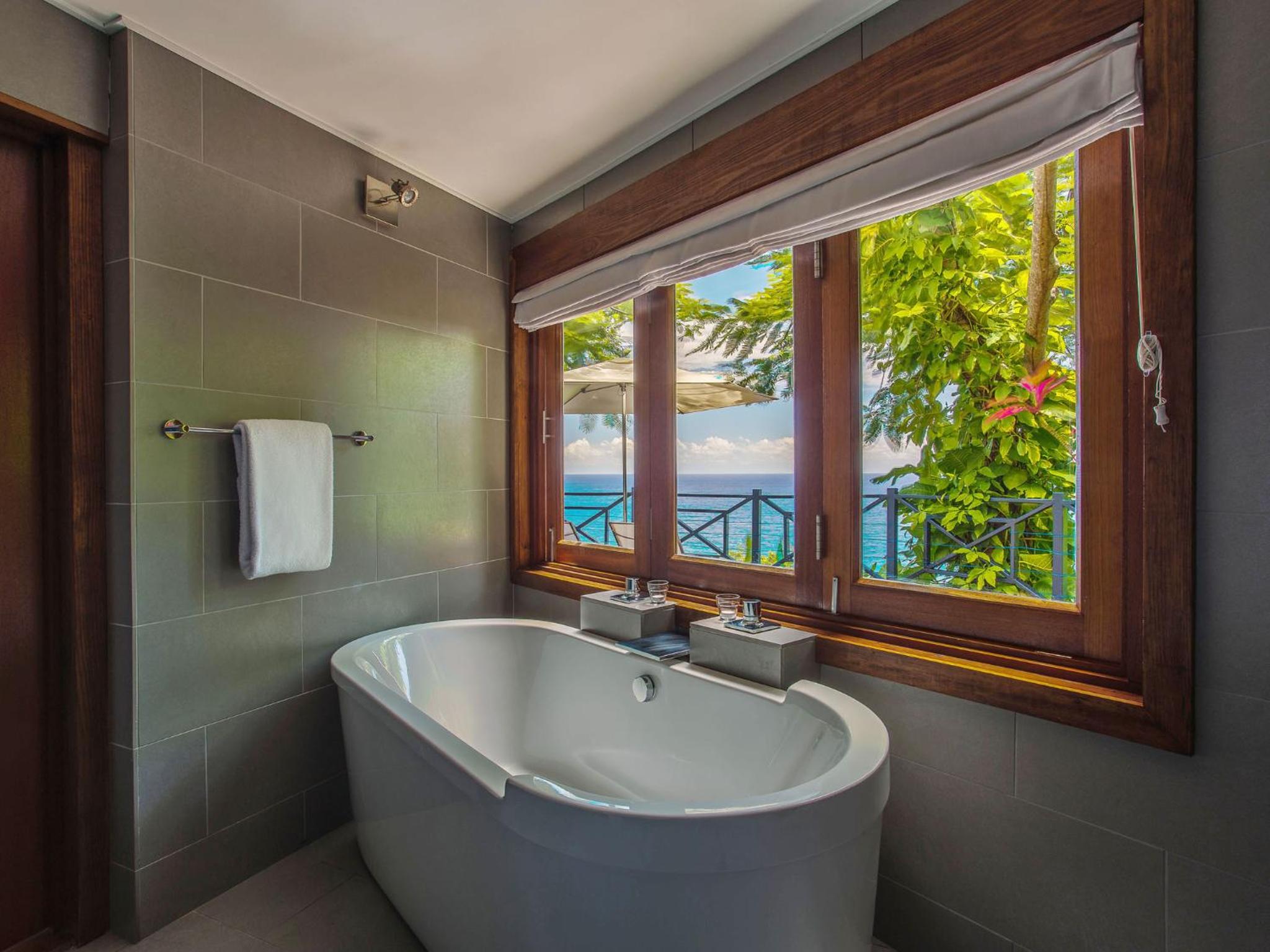 Junior Suite with Ocean View