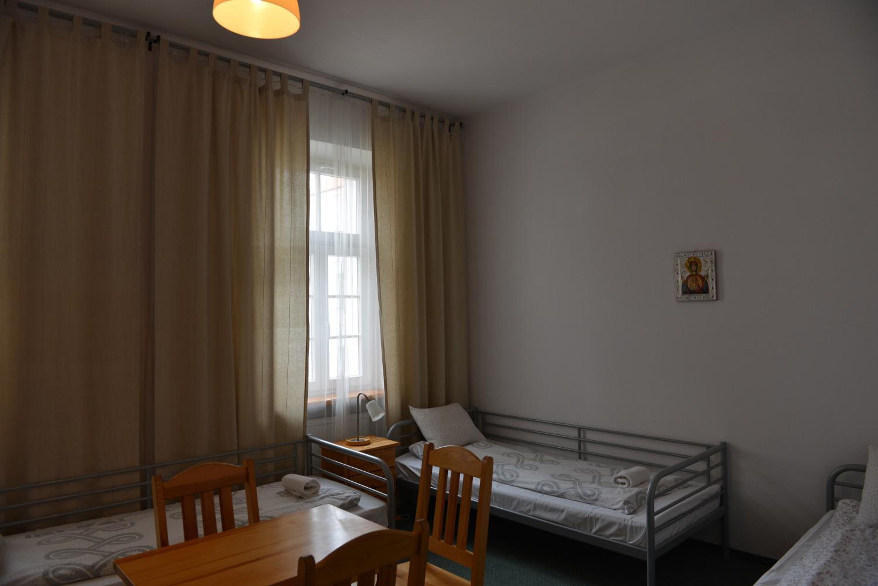 Classic Quadruple Room - Photo 1
