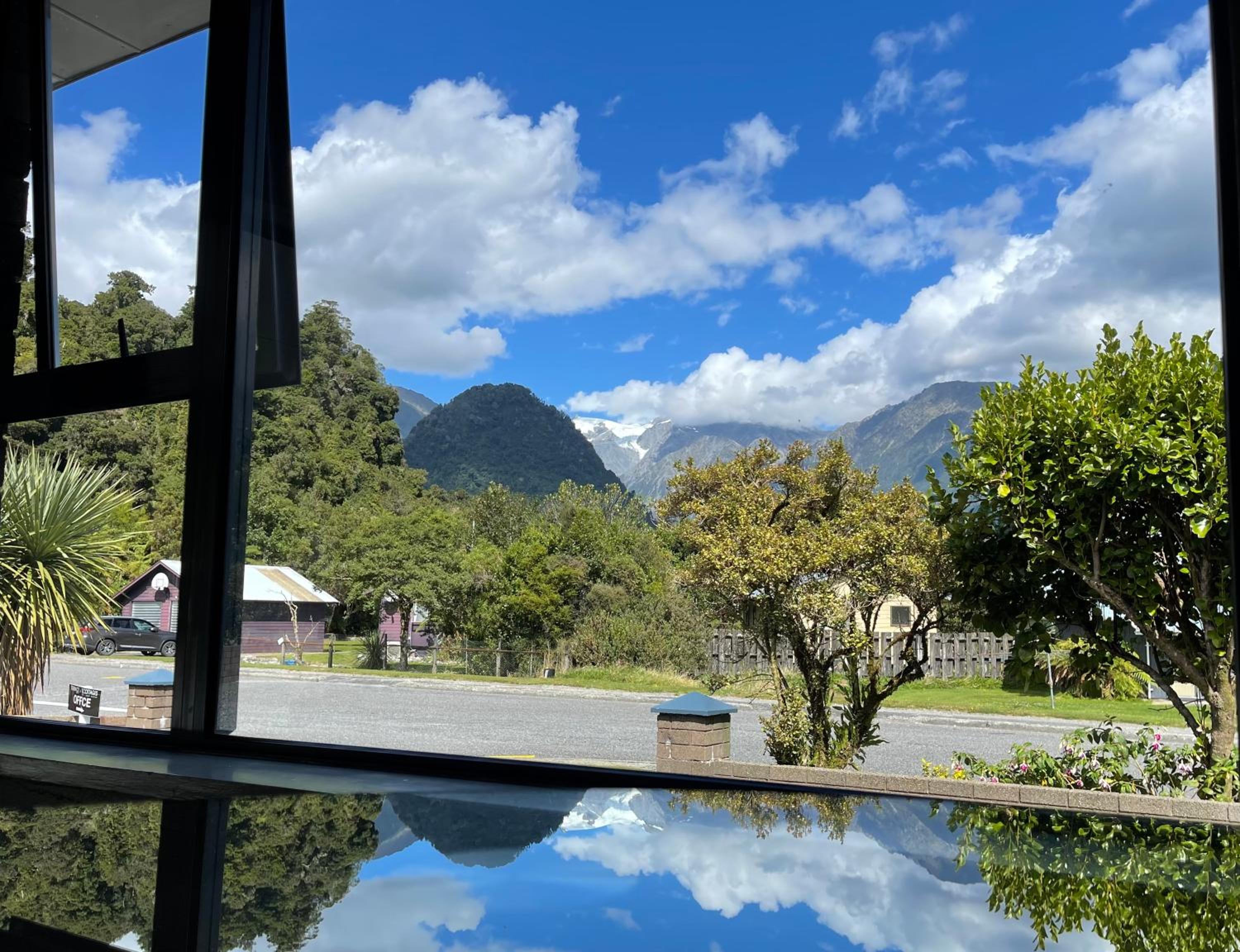 Studio with Kitchen and Mountain View - Photo 9