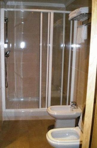 One-Bedroom Apartment - Photo 11