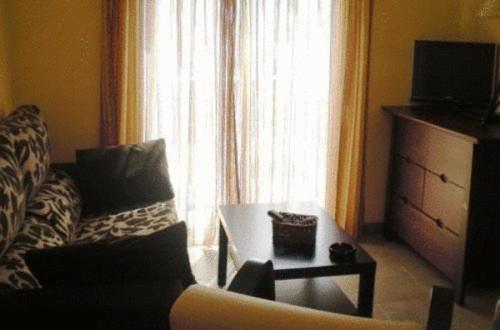 One-Bedroom Apartment - Photo 13