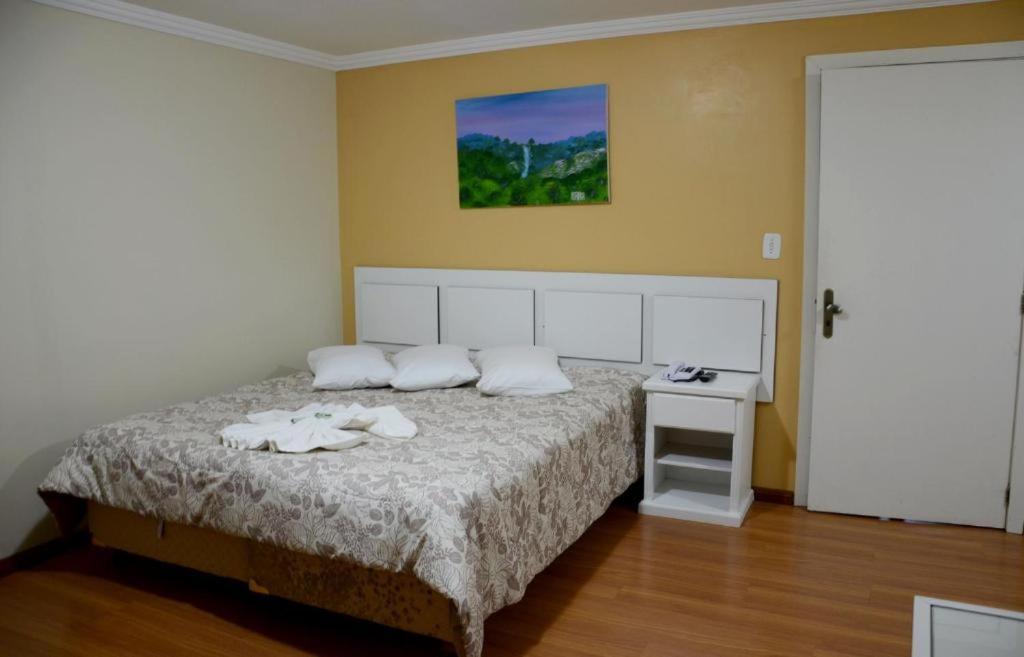 Deluxe Double or Twin Room photo 1