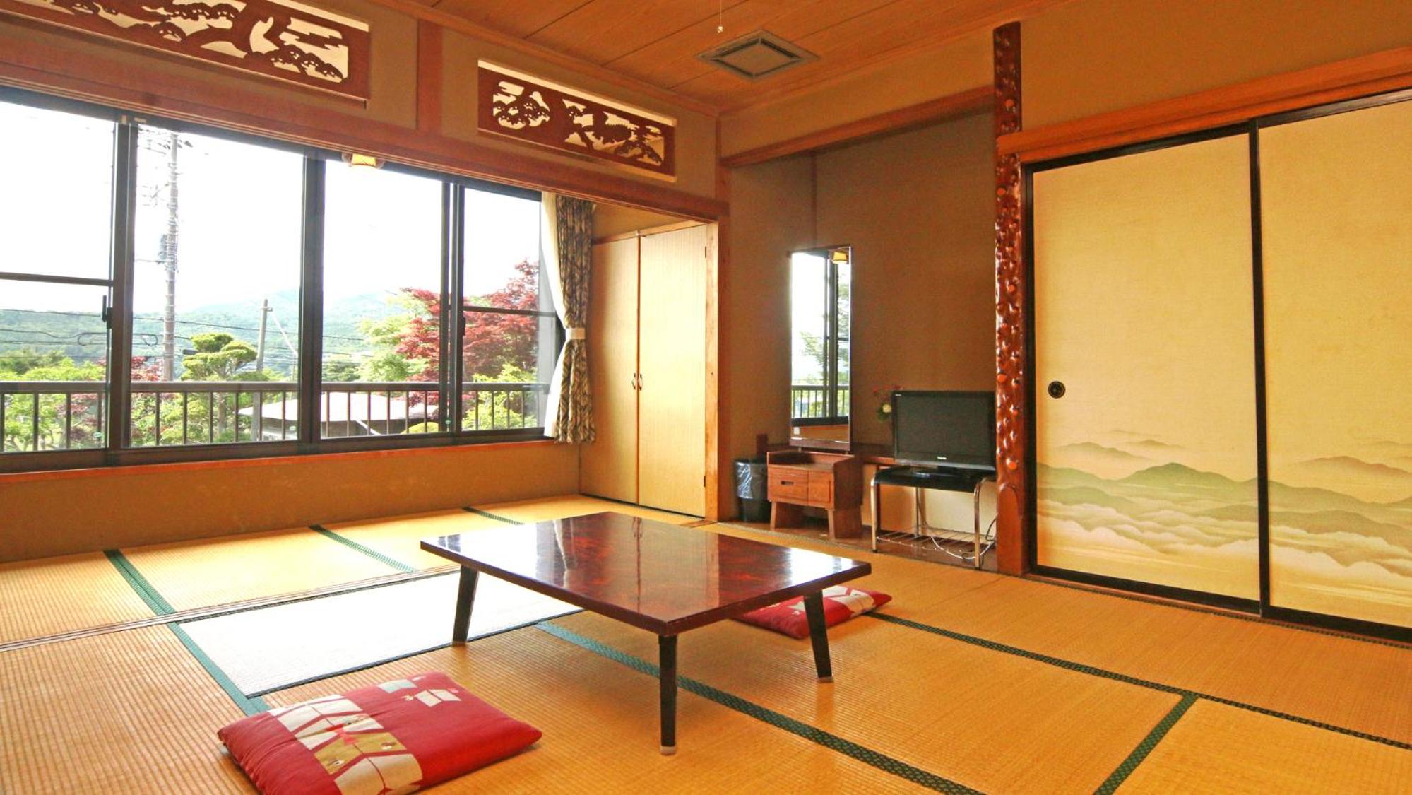 Standard Family Room photo 1