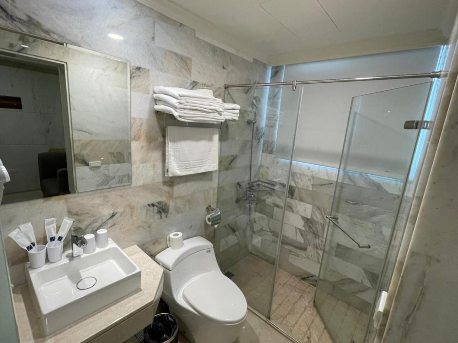 Triple Room with Bathroom
