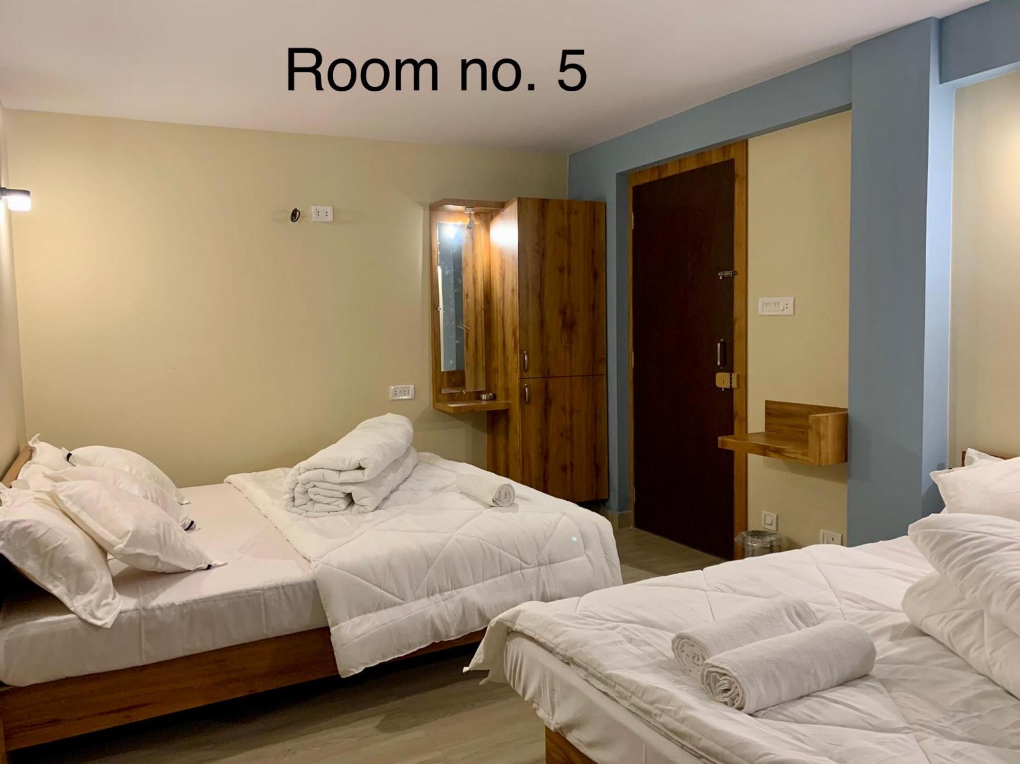 Deluxe Family Suite photo 1