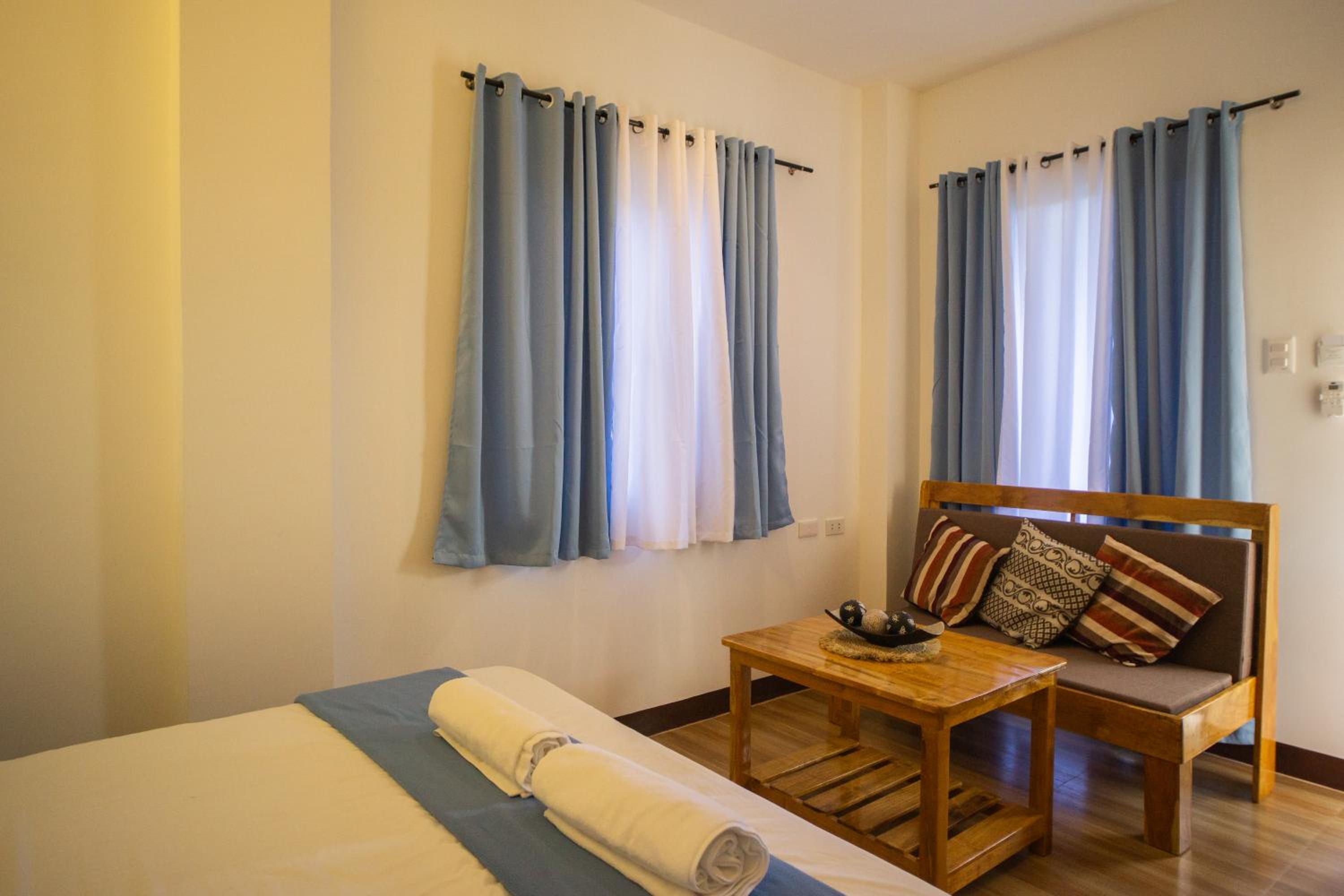 Standard Queen Room - Photo 1