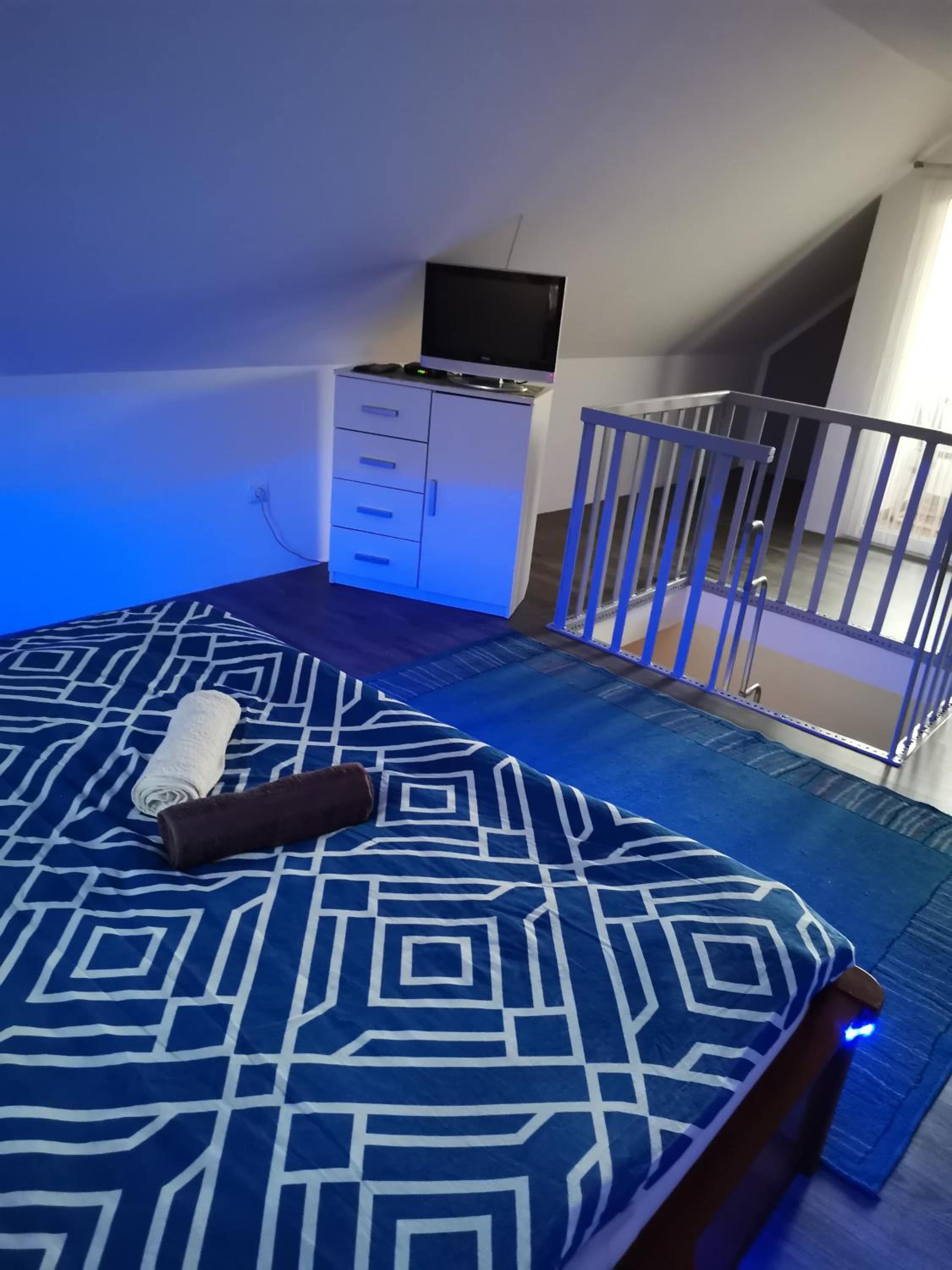 One-Bedroom House - Photo 1