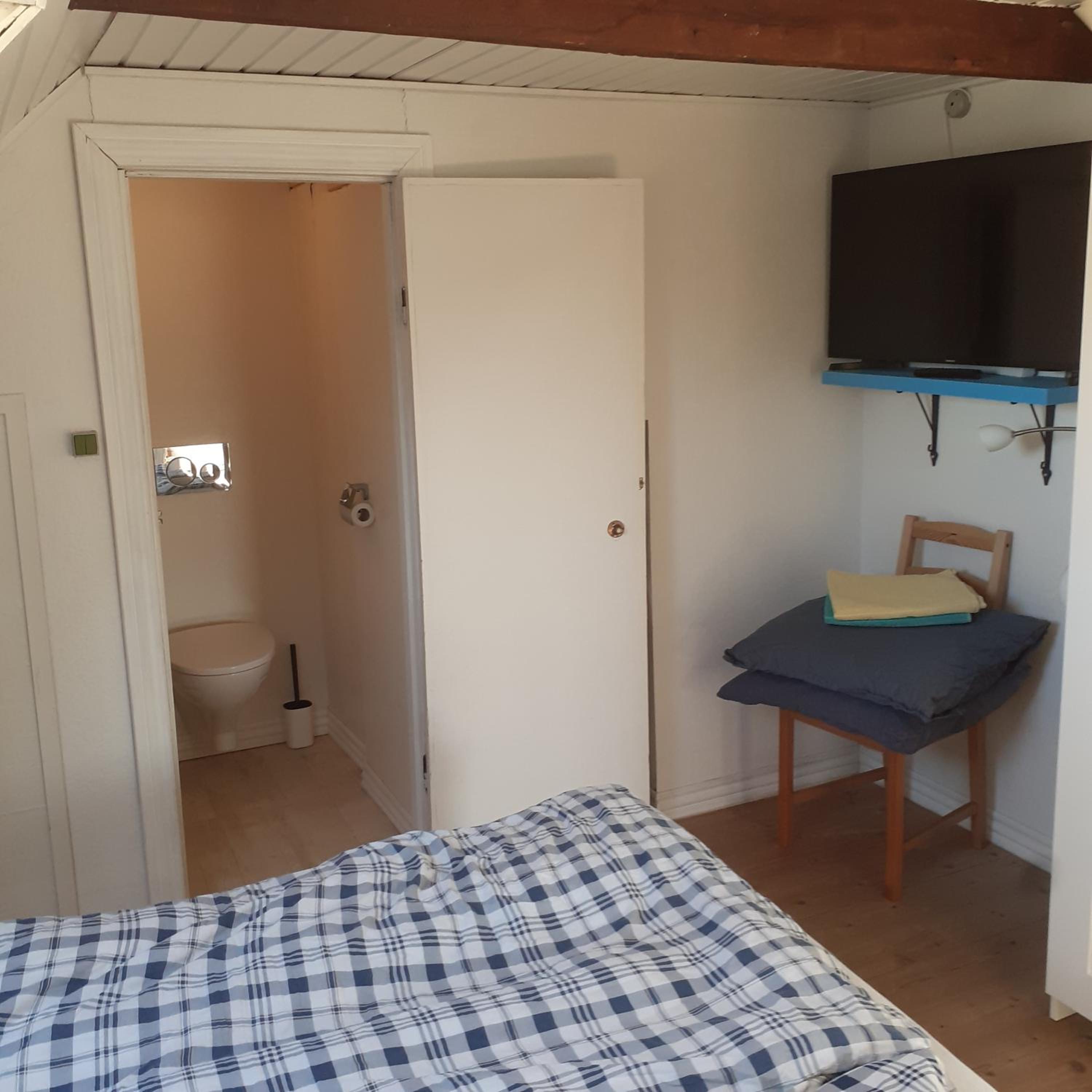 Double Room with Shared Bathroom - First Floor photo 1