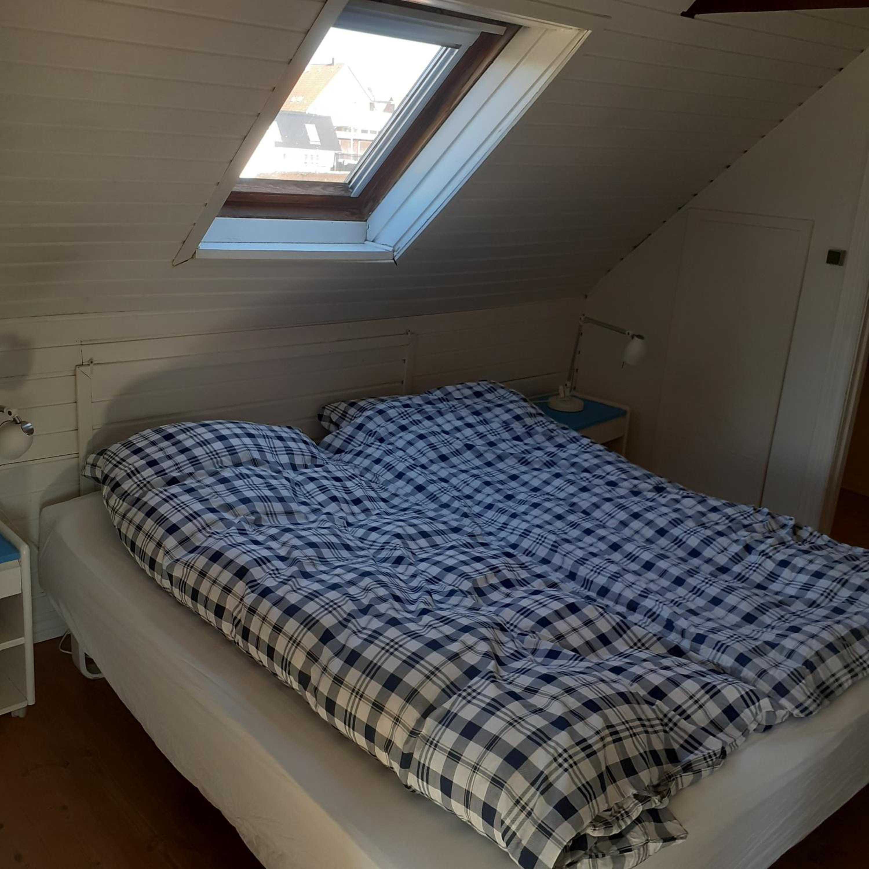 Double Room with Shared Bathroom - First Floor photo 3