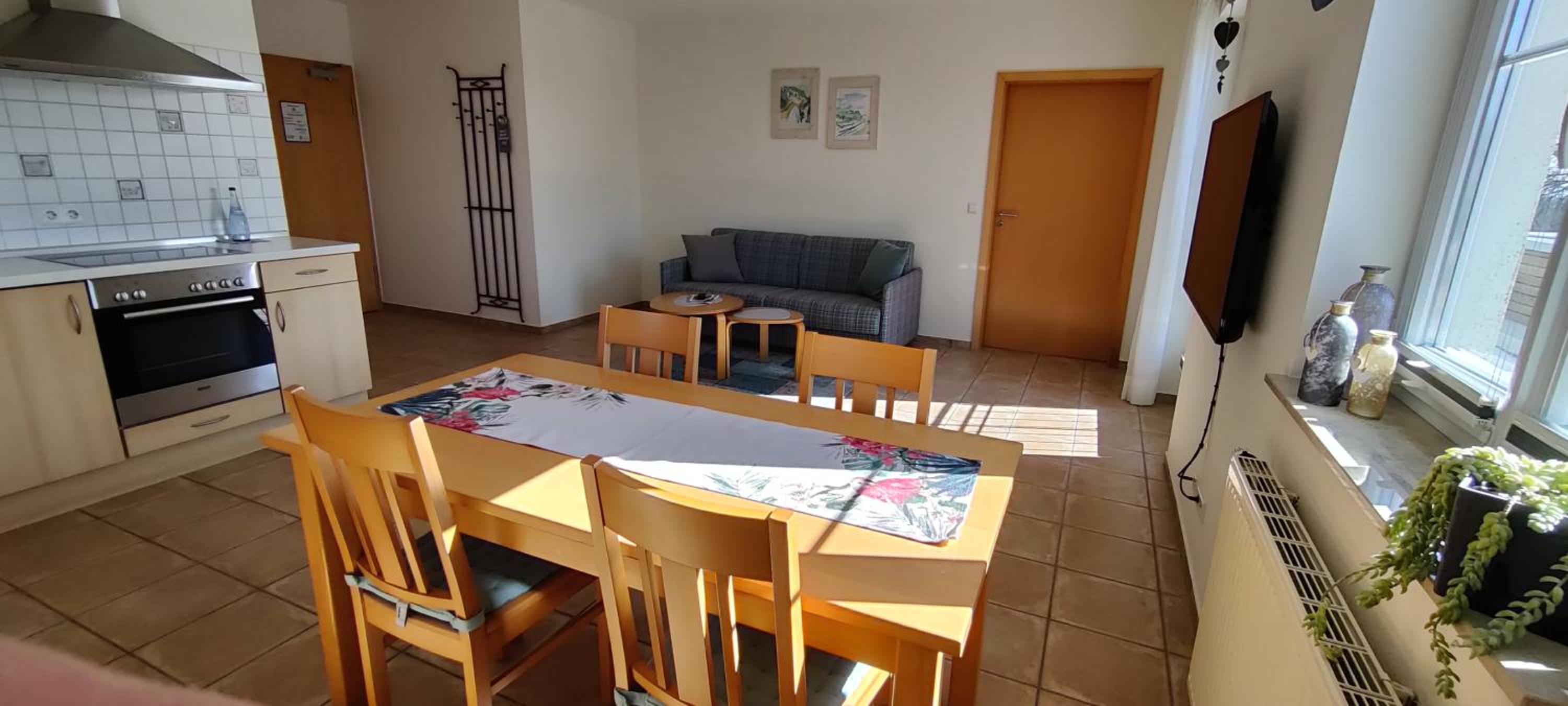 Apartment photo 3