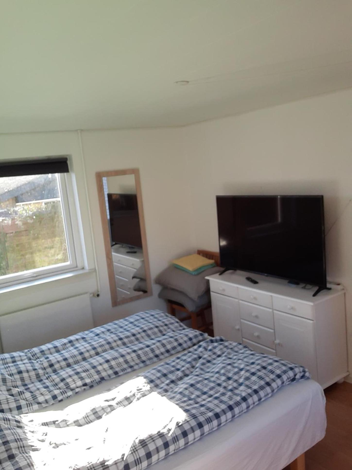Double Room with Shared Bathroom photo 1