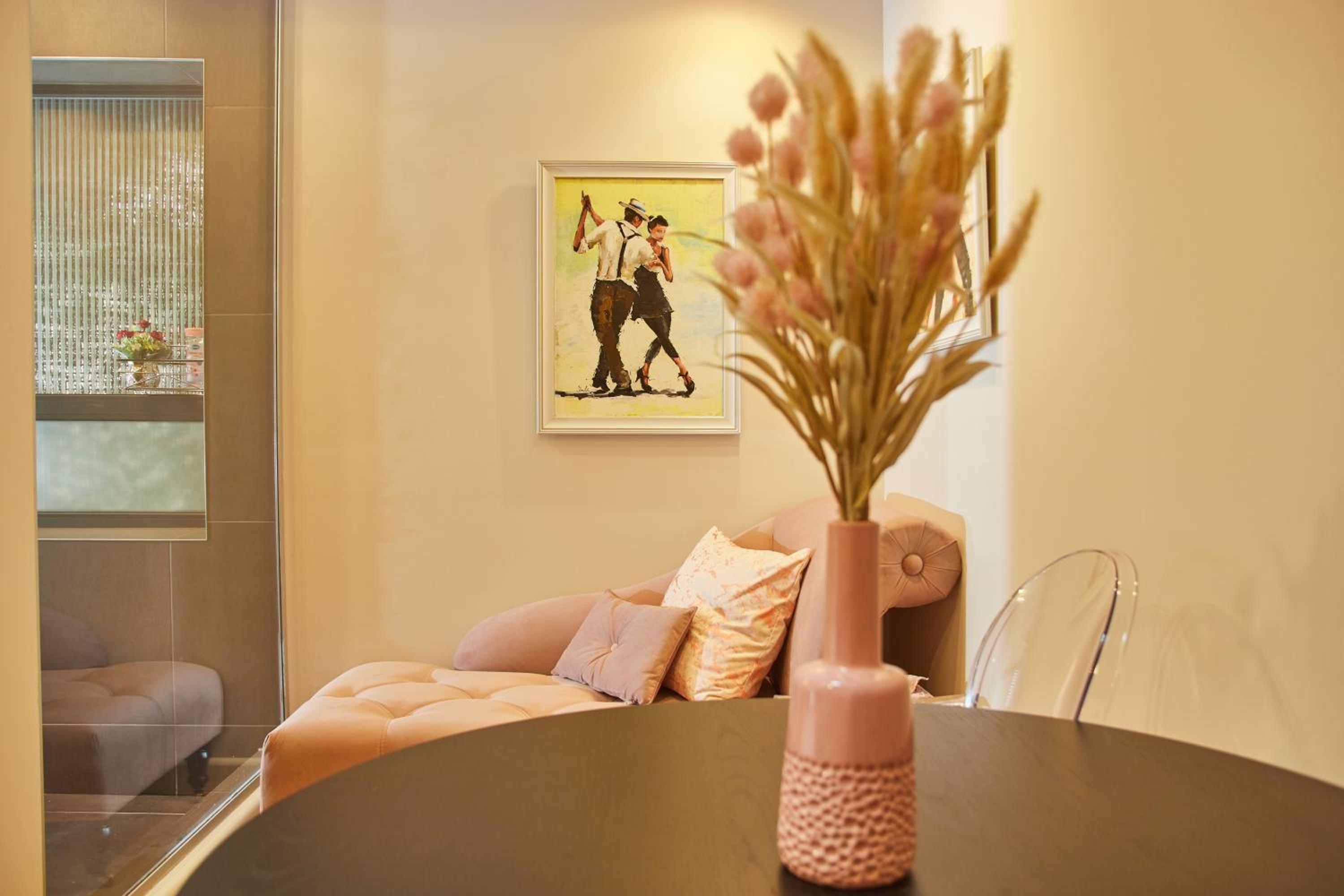 One-Bedroom House - Photo 12