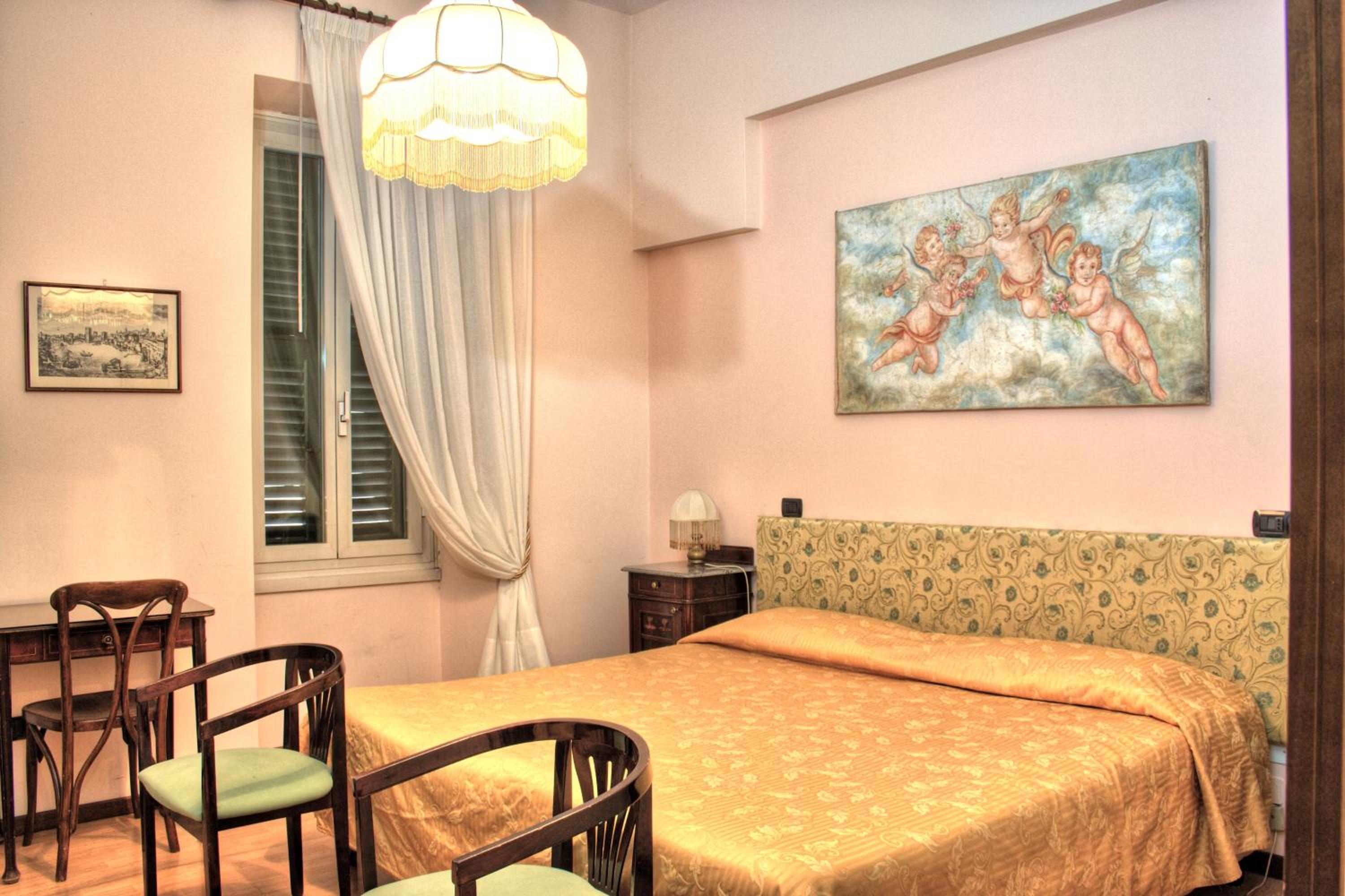 Classic Triple Room - Photo 1