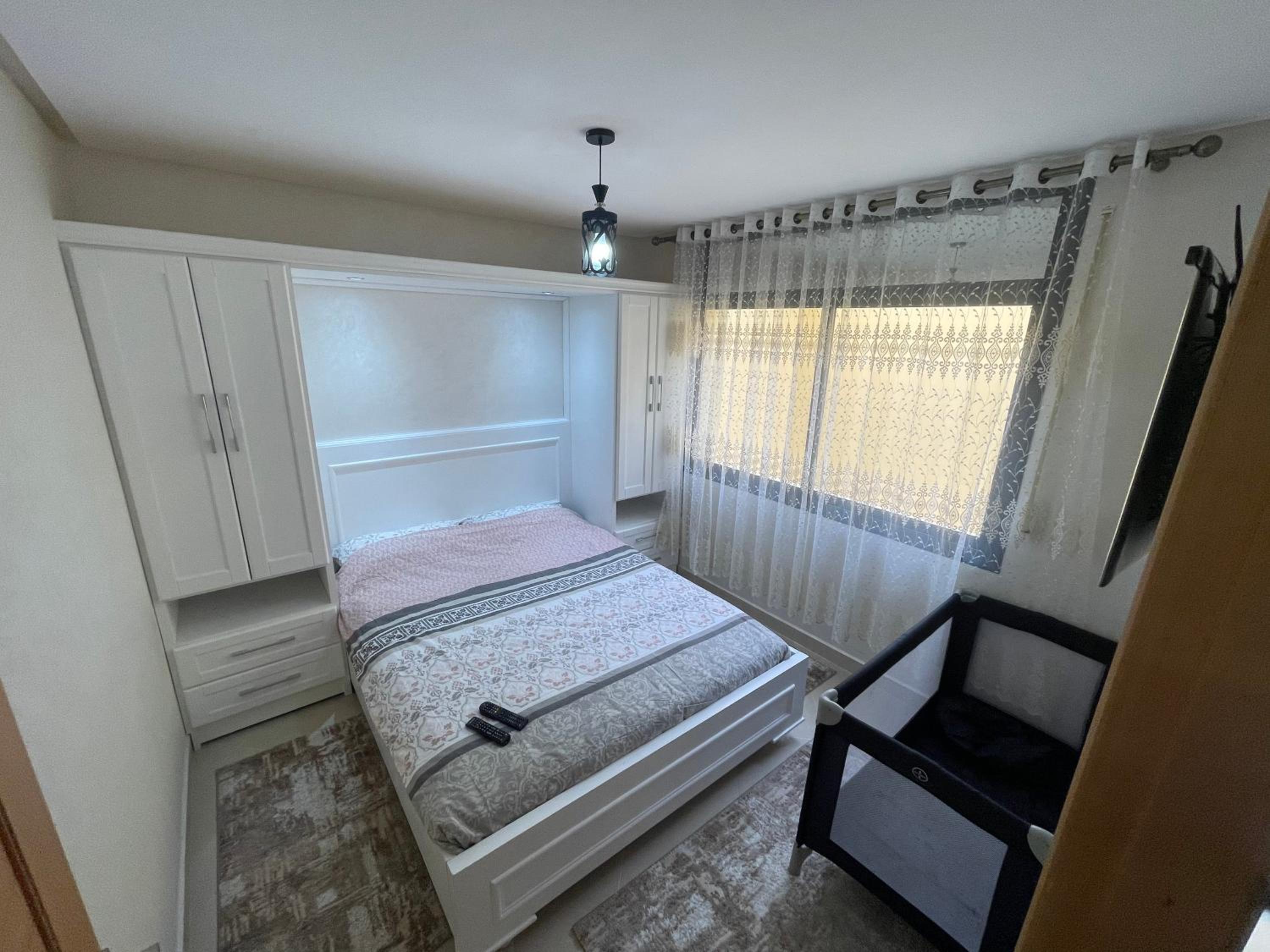 One-Bedroom Apartment - Photo 6