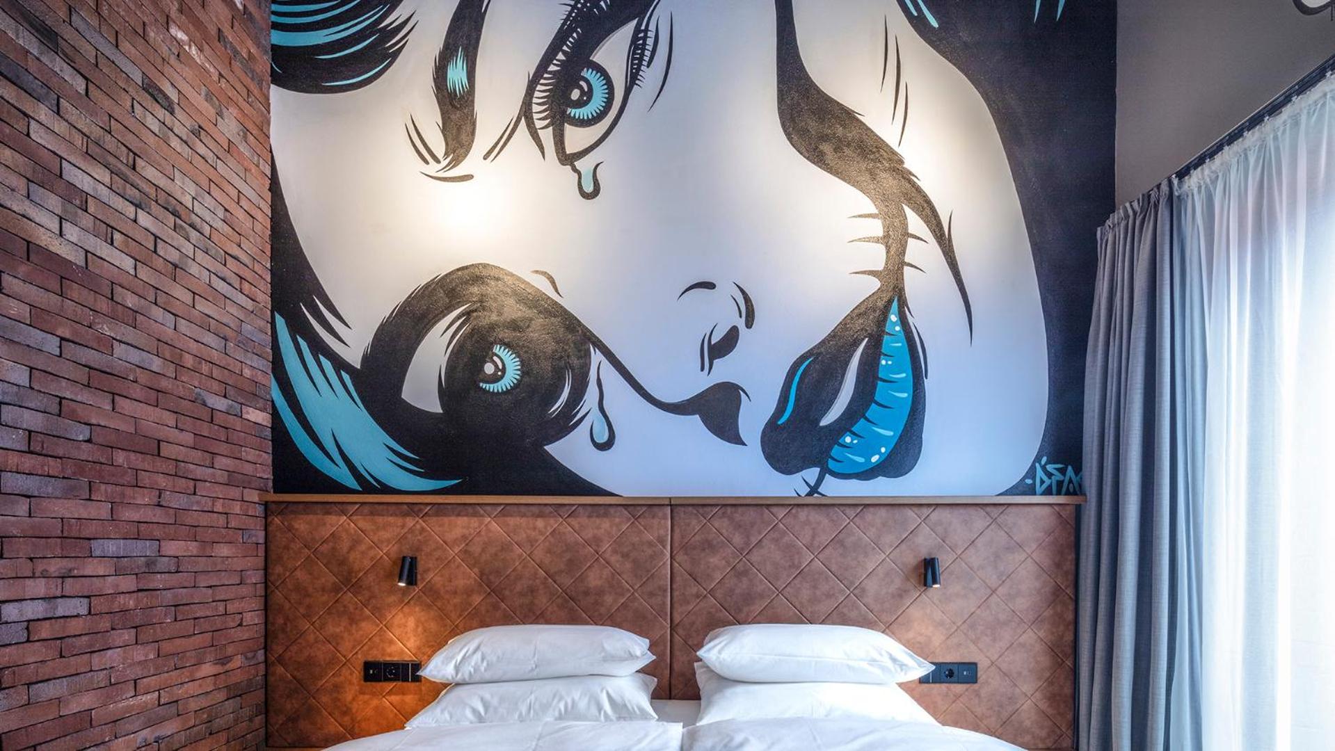 Standard Double Room - Photo 10