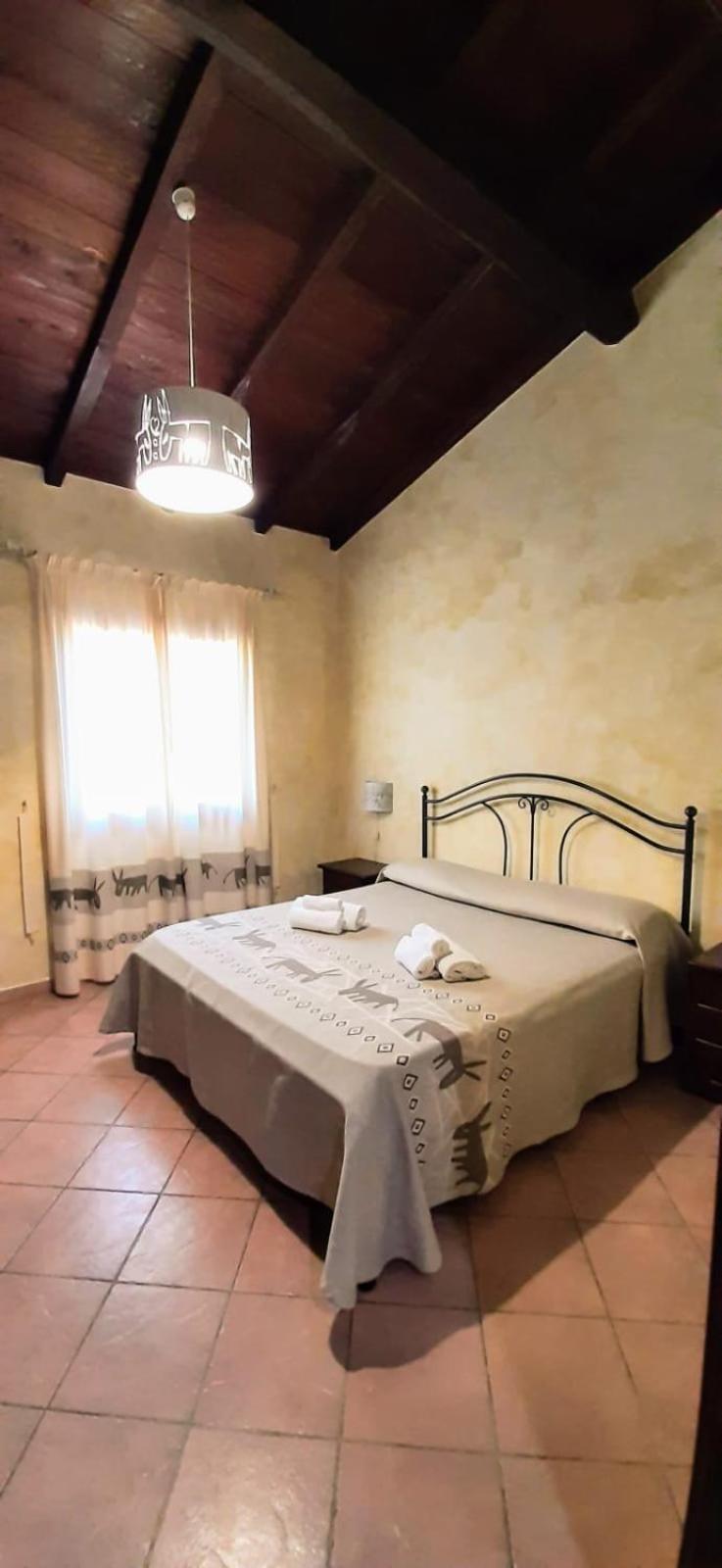 Two-Bedroom House - Split Level photo 1