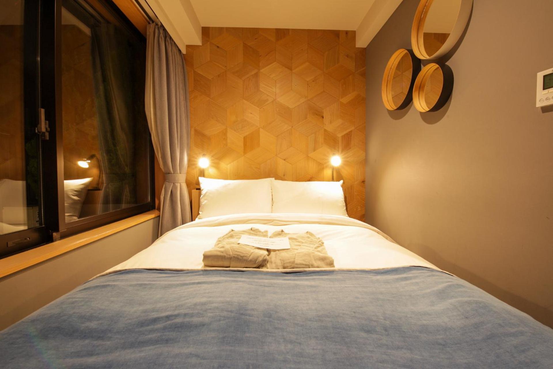 Short Stay (Check-in 18:00~/ Check-out ~10:00) - Economy Double Room photo 3
