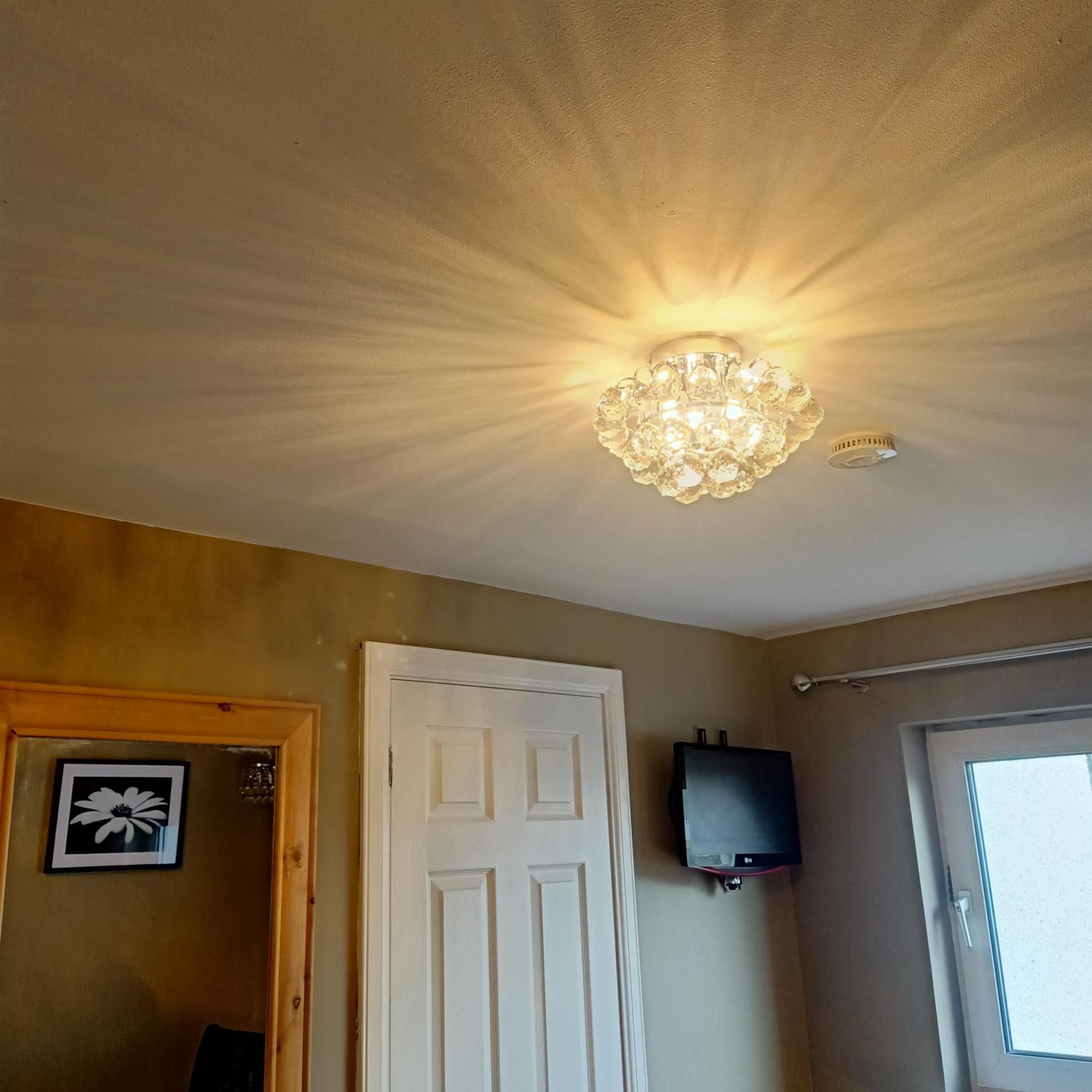 Single Room with Private Bathroom photo 3
