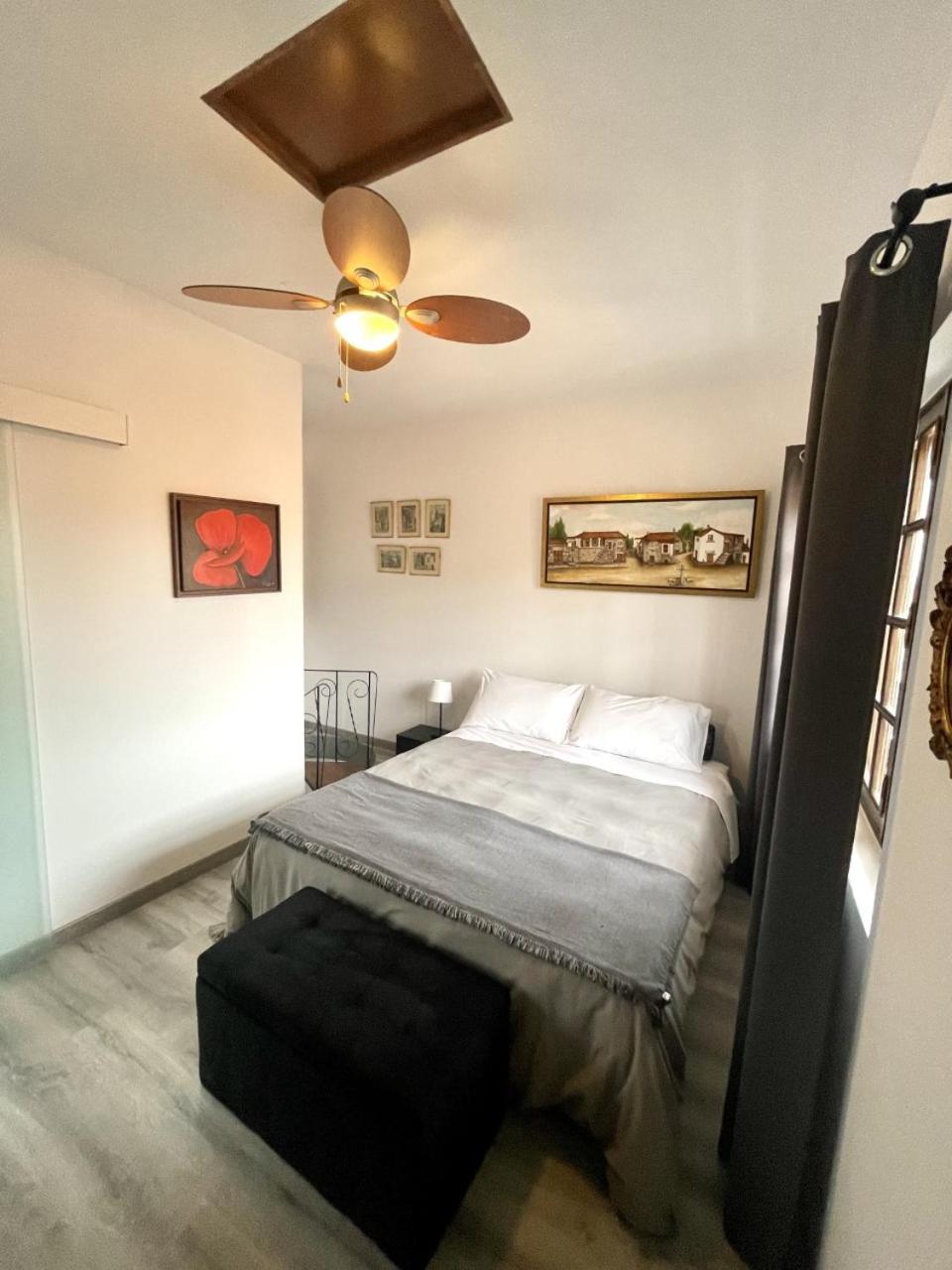 One-Bedroom House - Photo 55