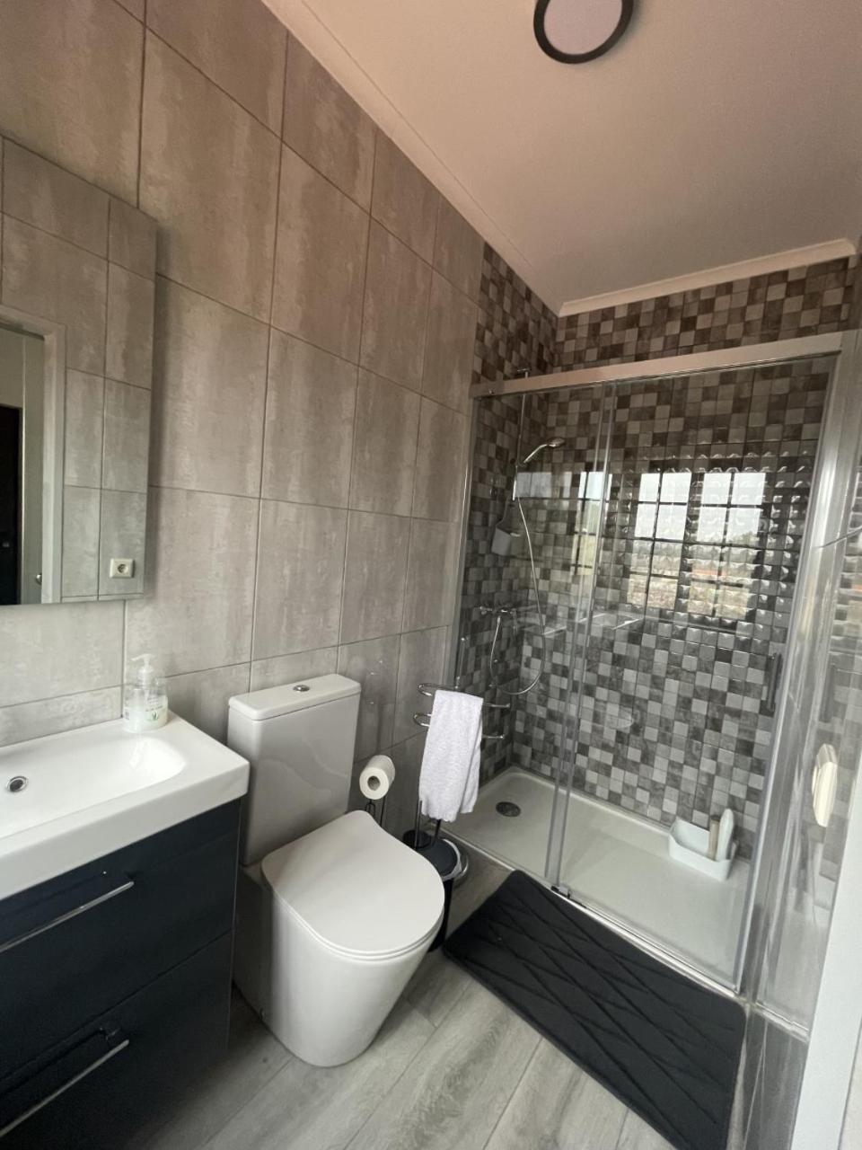 One-Bedroom House - Photo 147