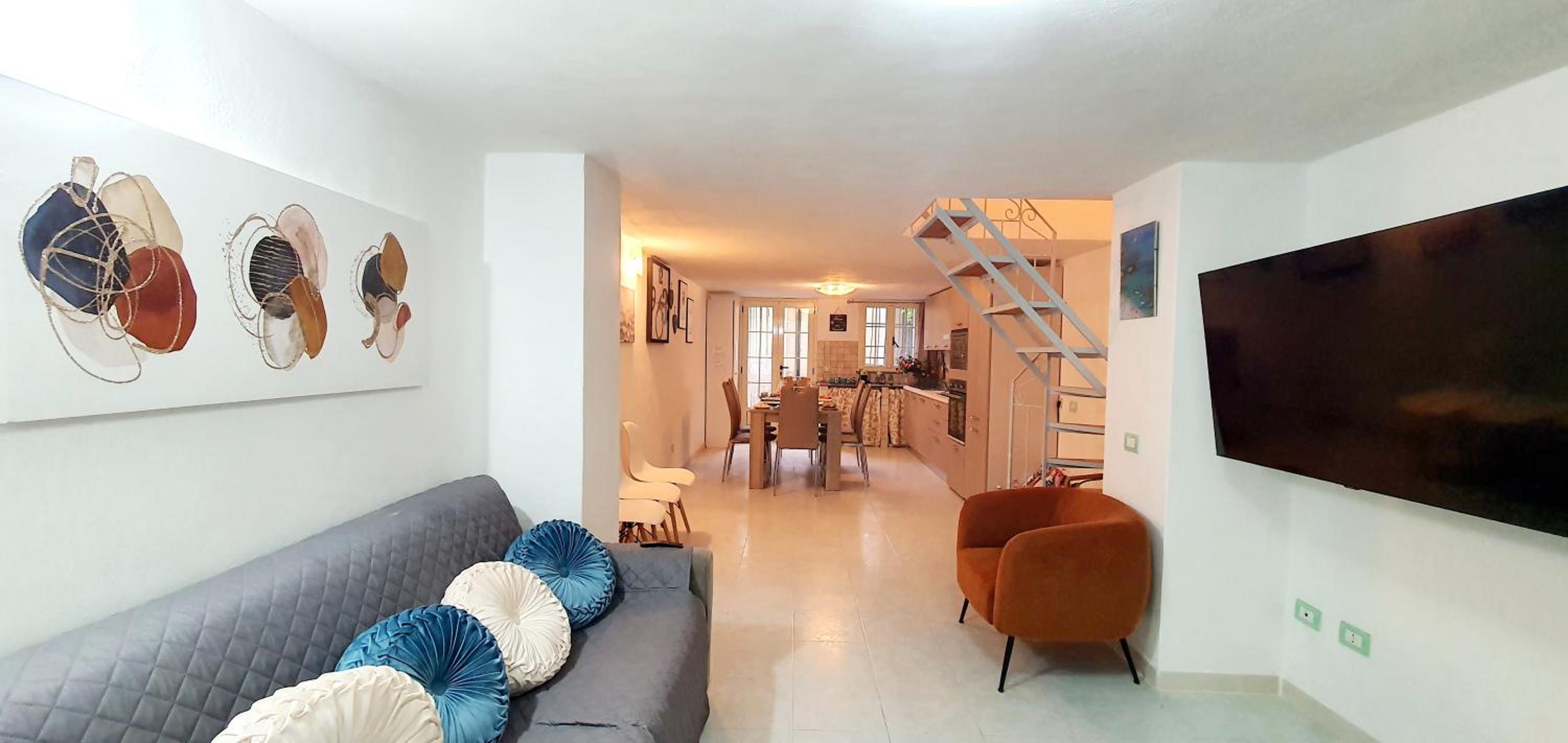 Apartment - Split Level