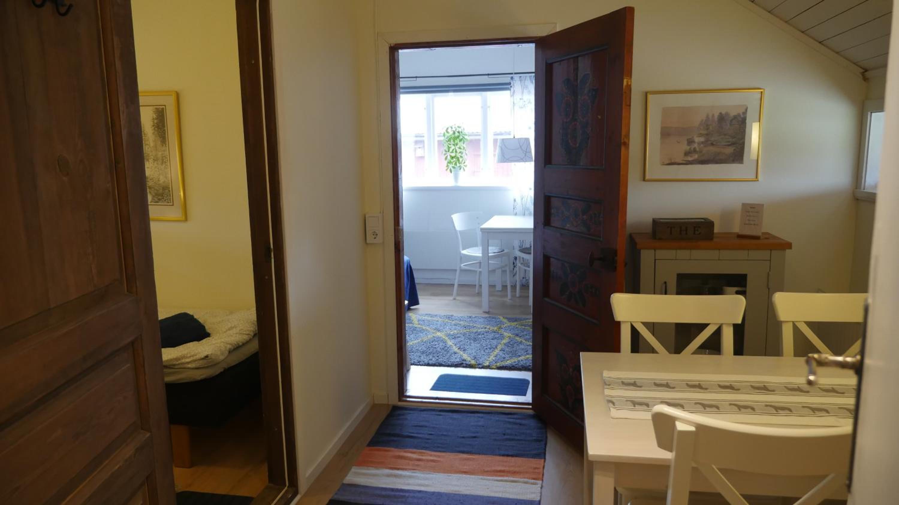 Family Room with Private Bathroom photo 1
