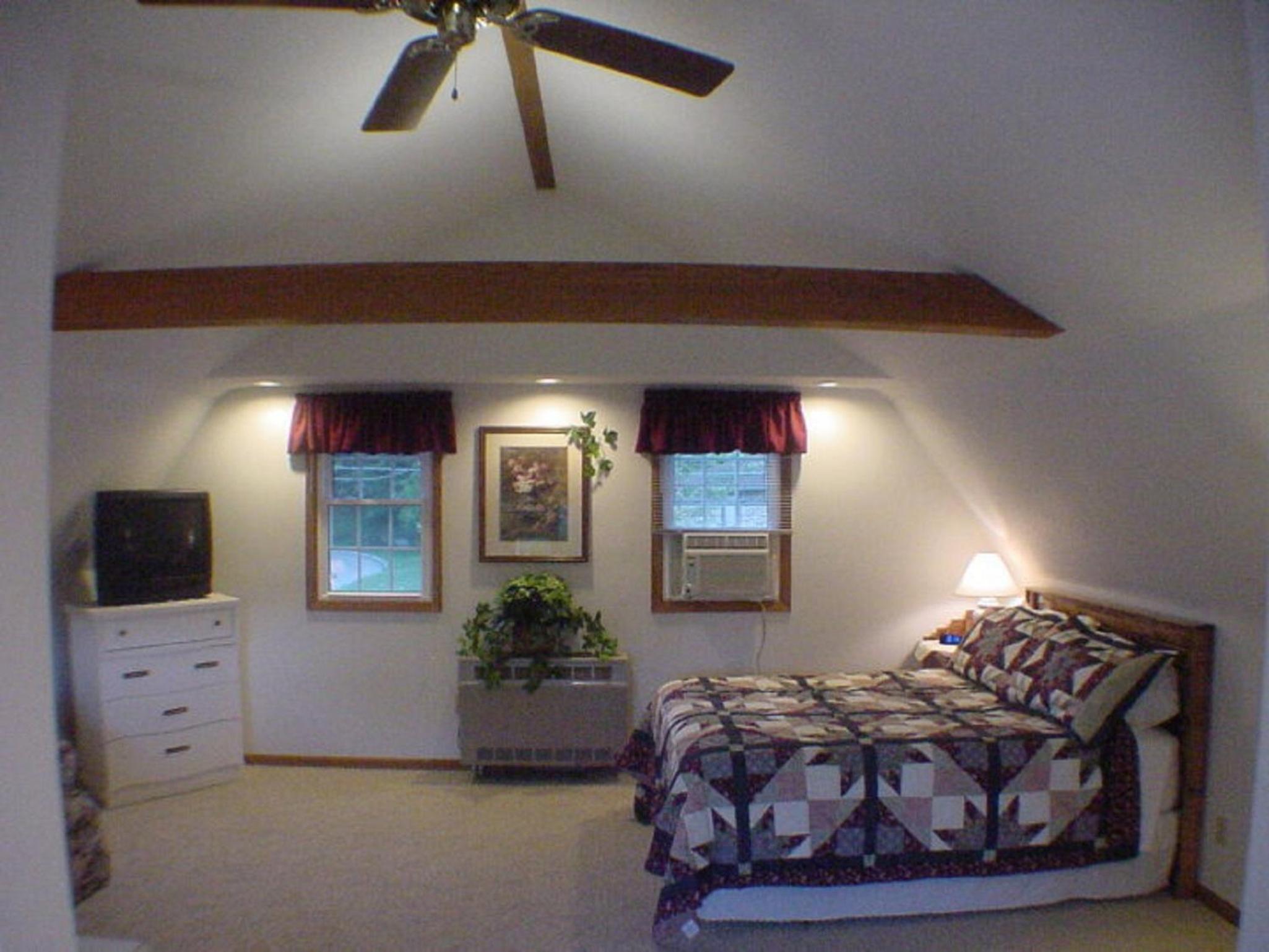 Premium King Room photo 3