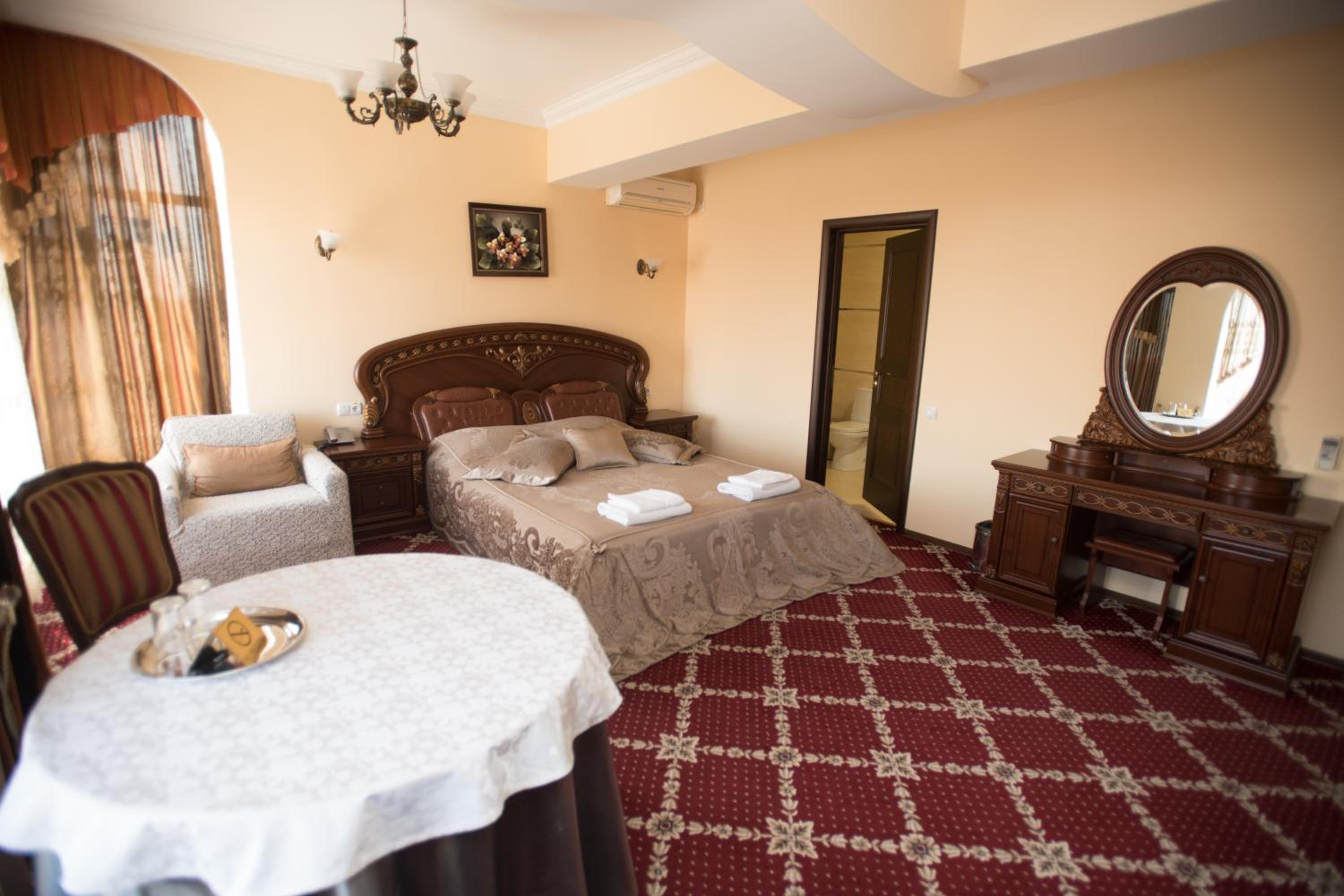 Suite with City View