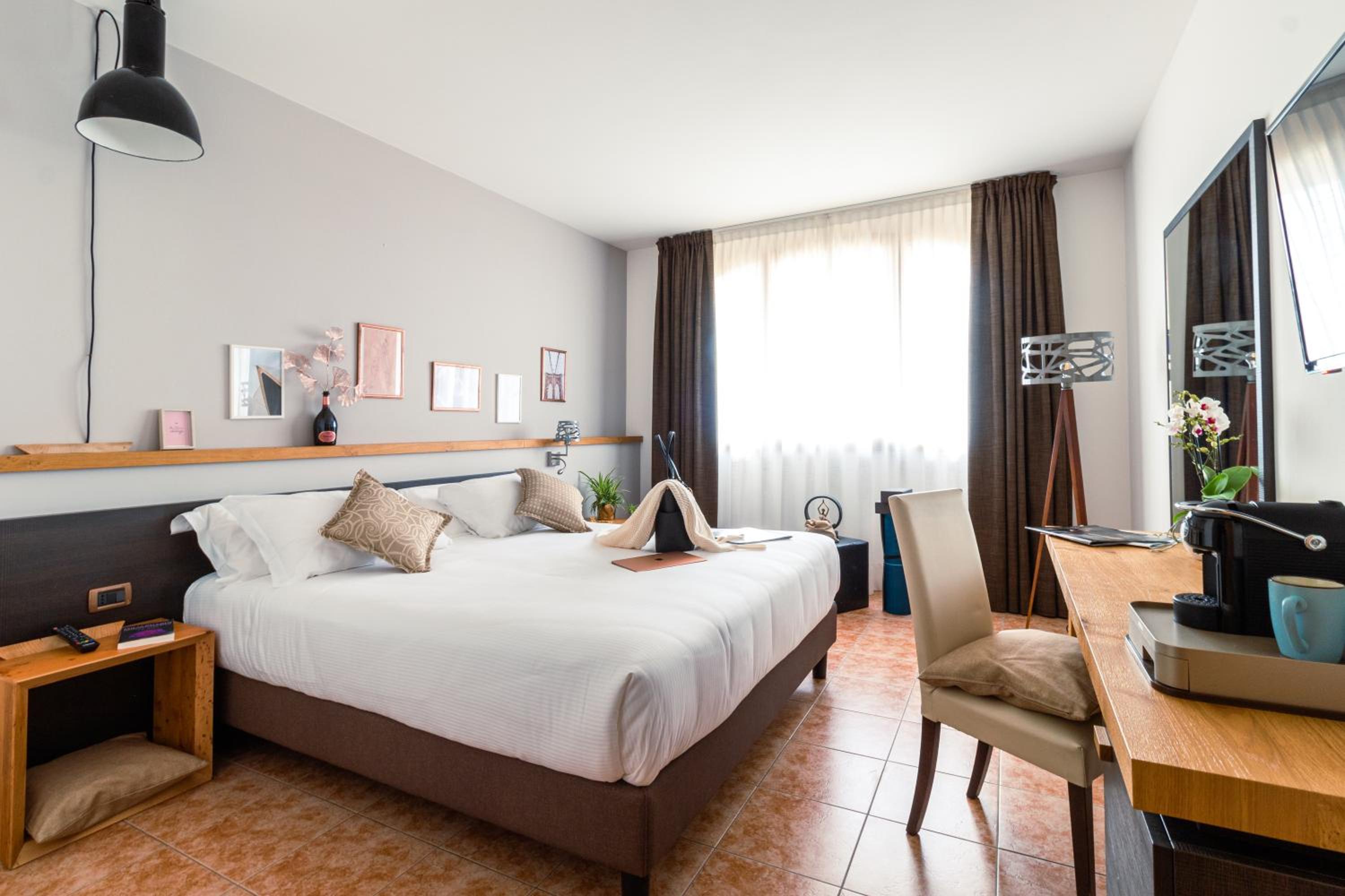 Superior Room - Photo 2