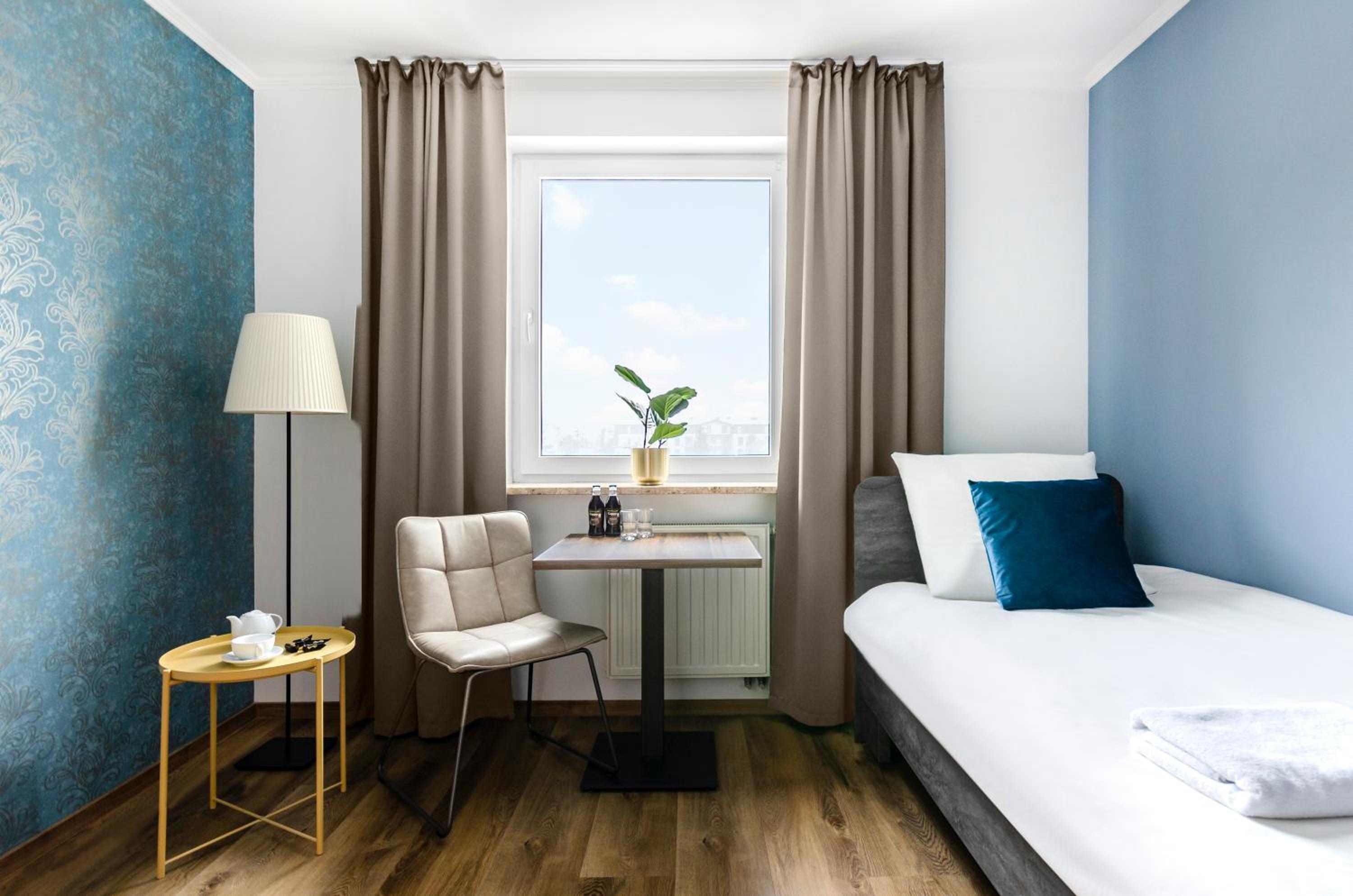 Single Room photo 2