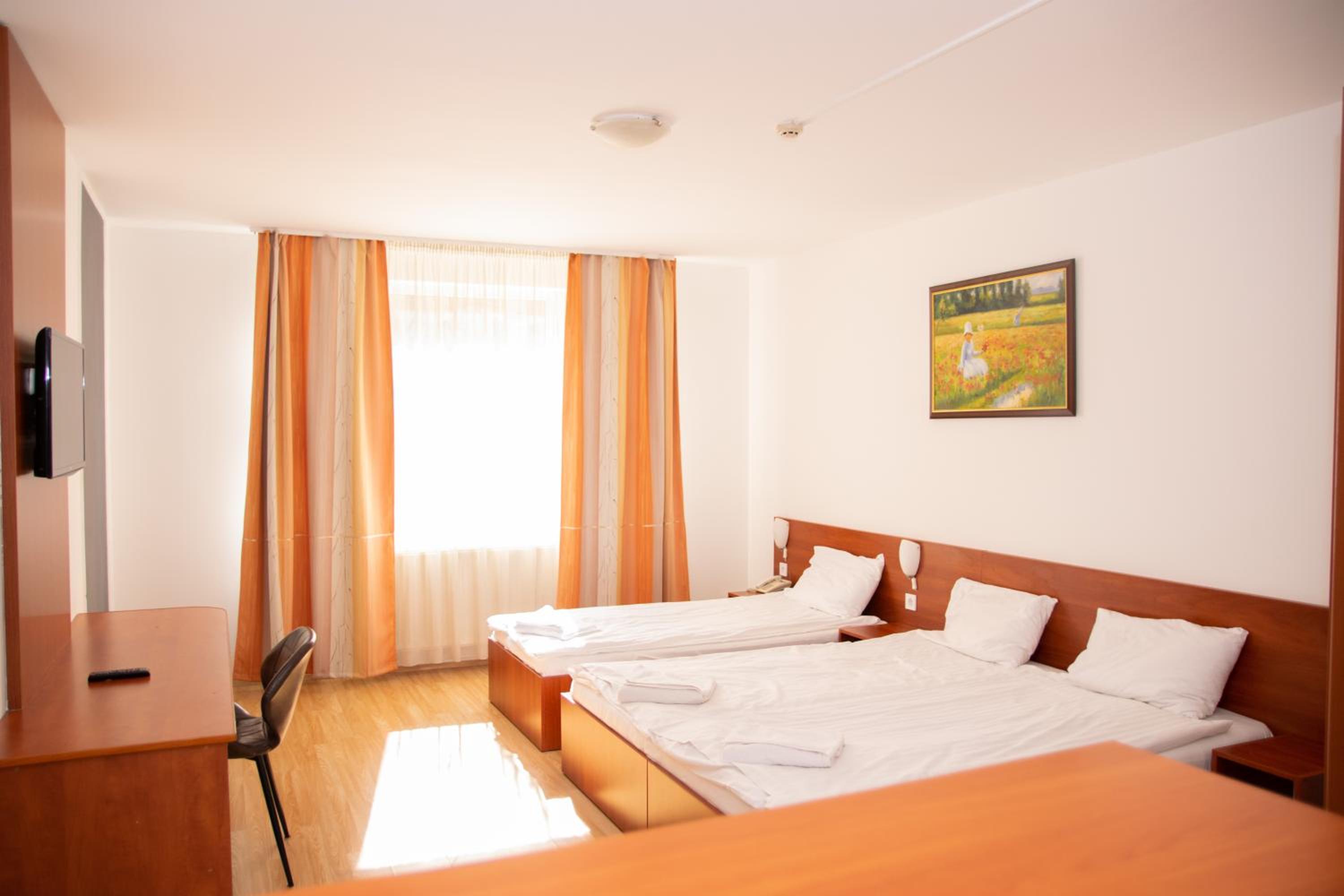 Triple Room - Photo 3