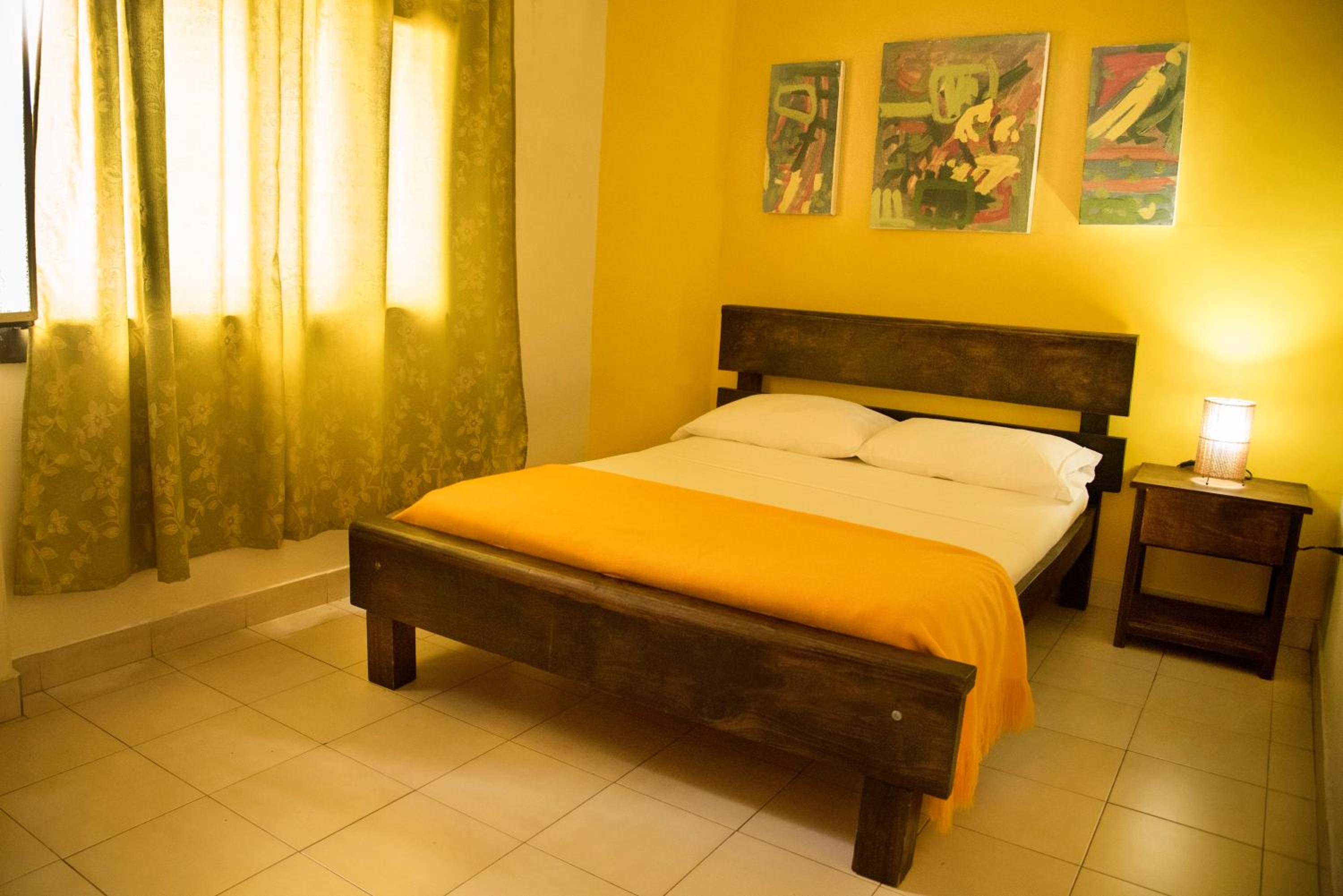 Double Room with Shared Bathroom photo 1