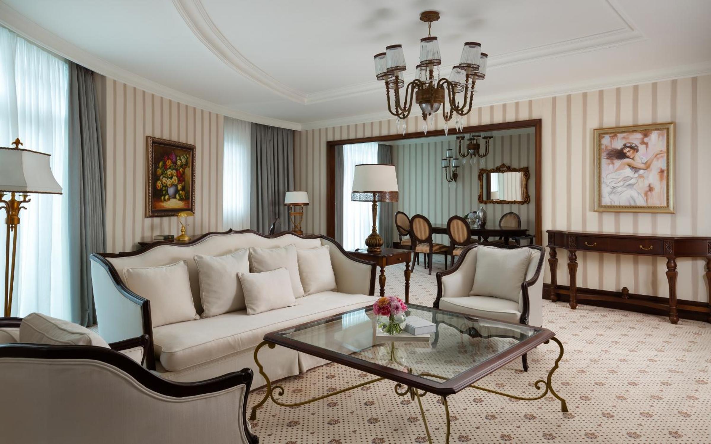 Executive Suite - Photo 11