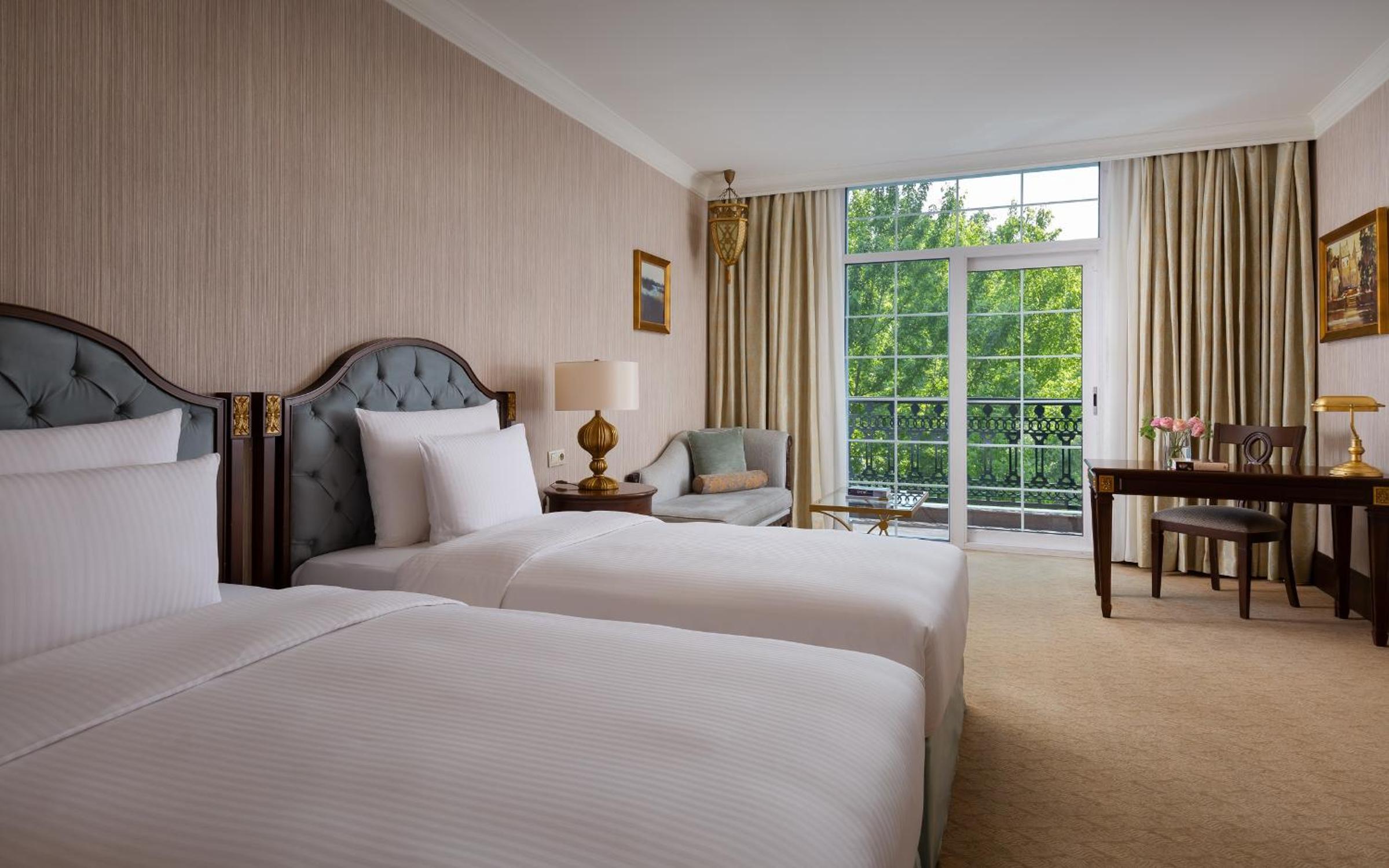 Superior Twin Room - Photo 11