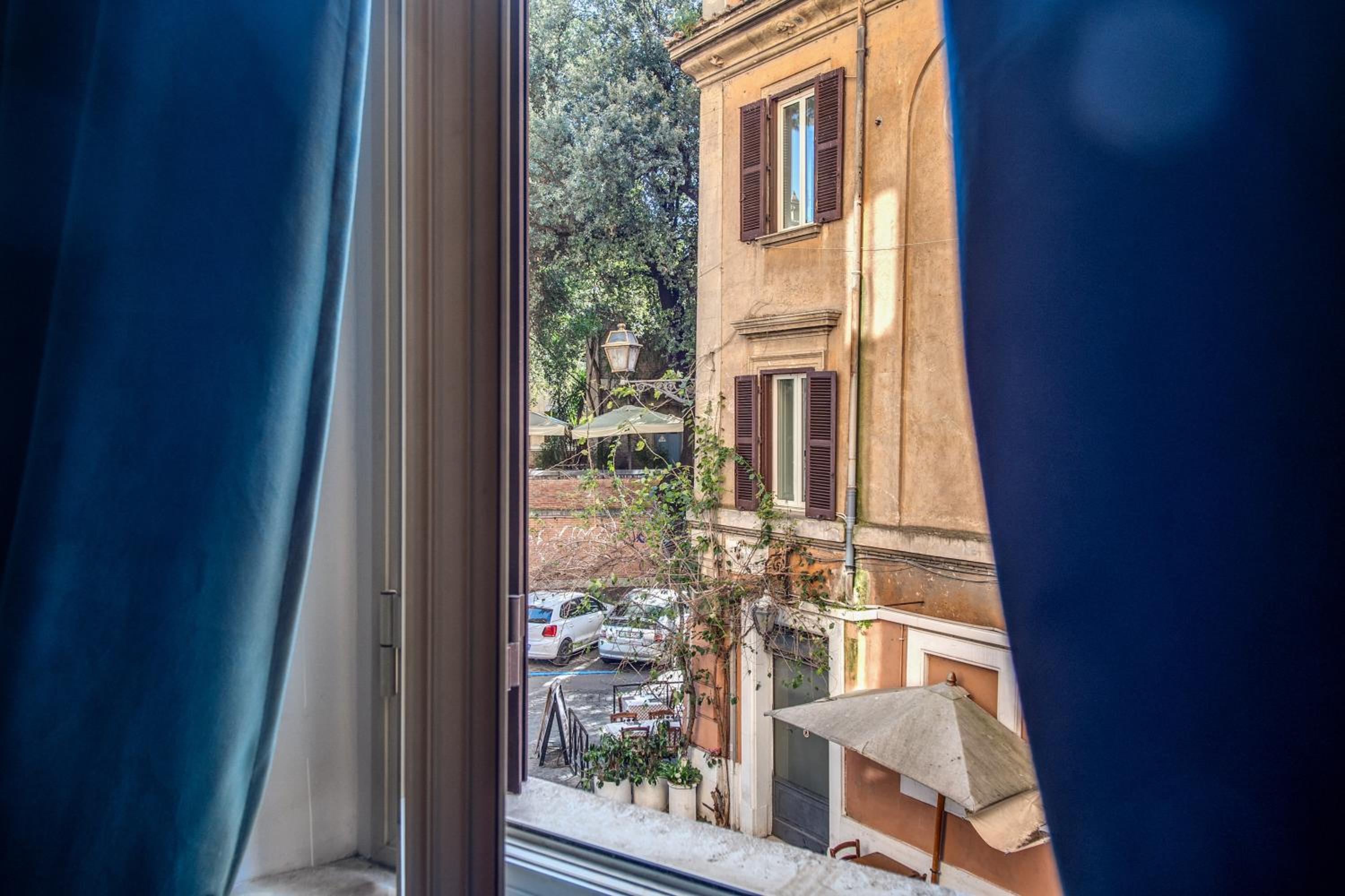 Apartment with Terrace photo 2