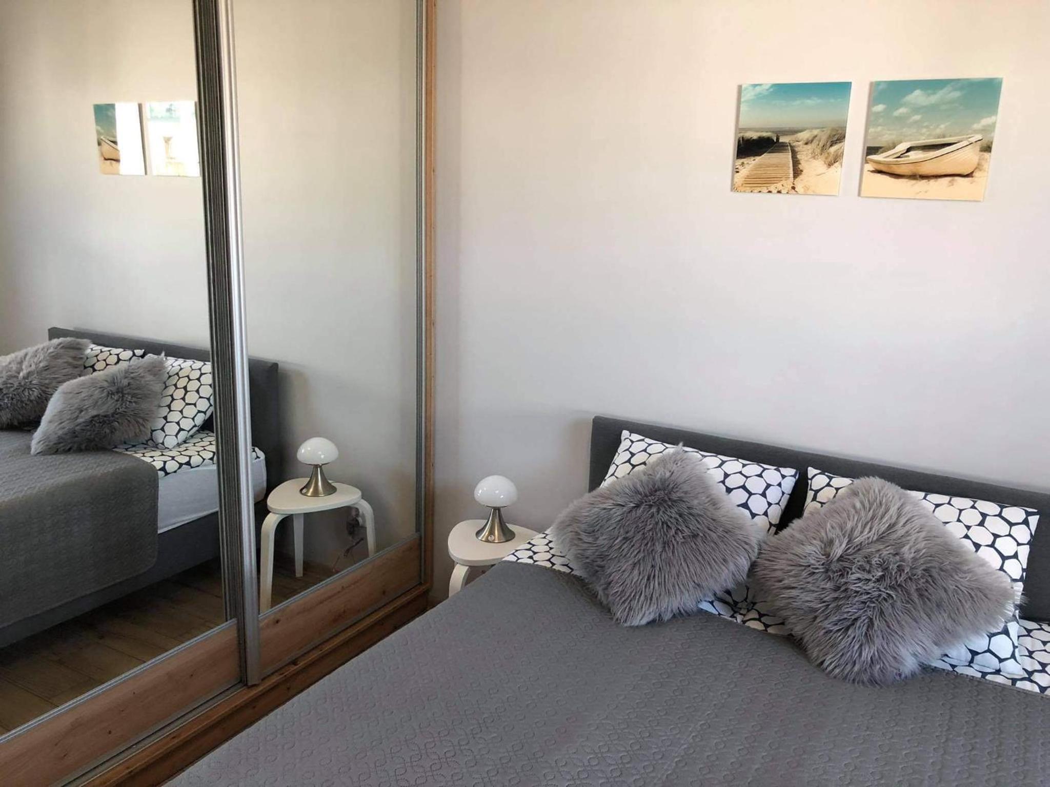 One-Bedroom Apartment - Photo 3