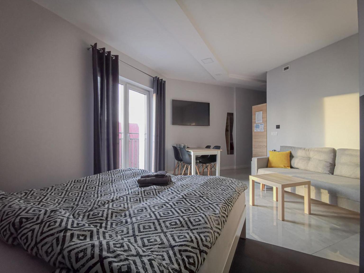 Quadruple Room with Mountain View (2 Adults + 2 Children) photo 3