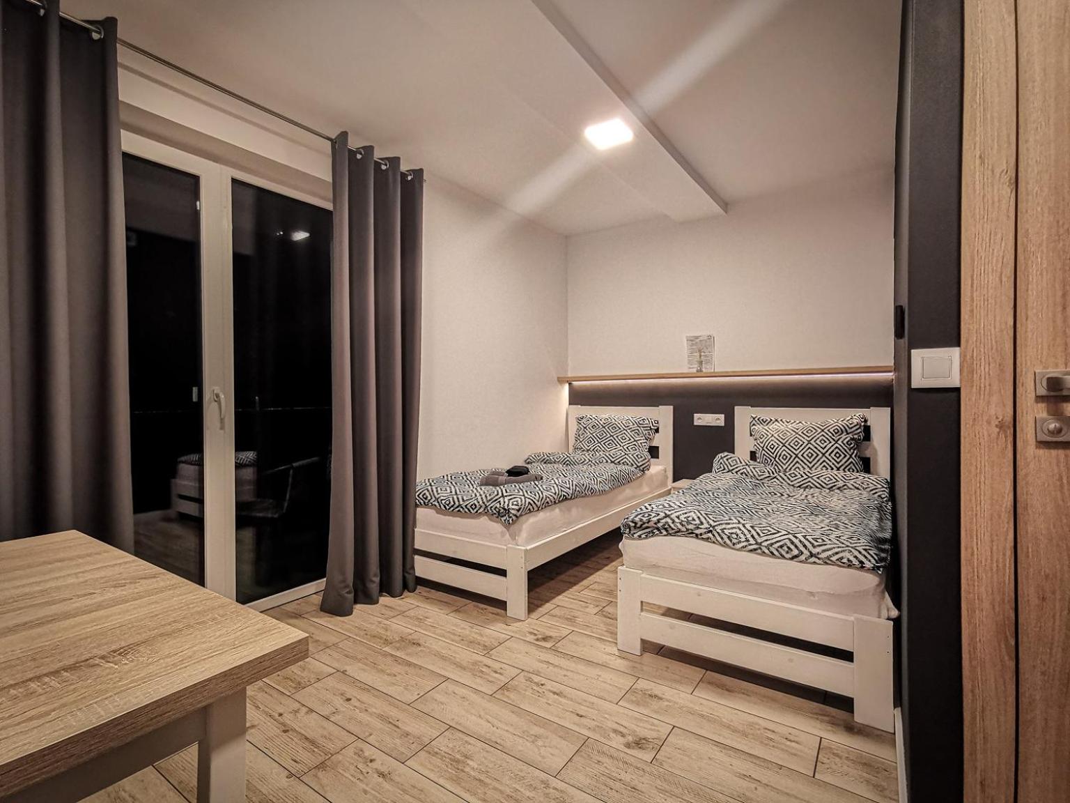 Deluxe Double Room with Balcony photo 3
