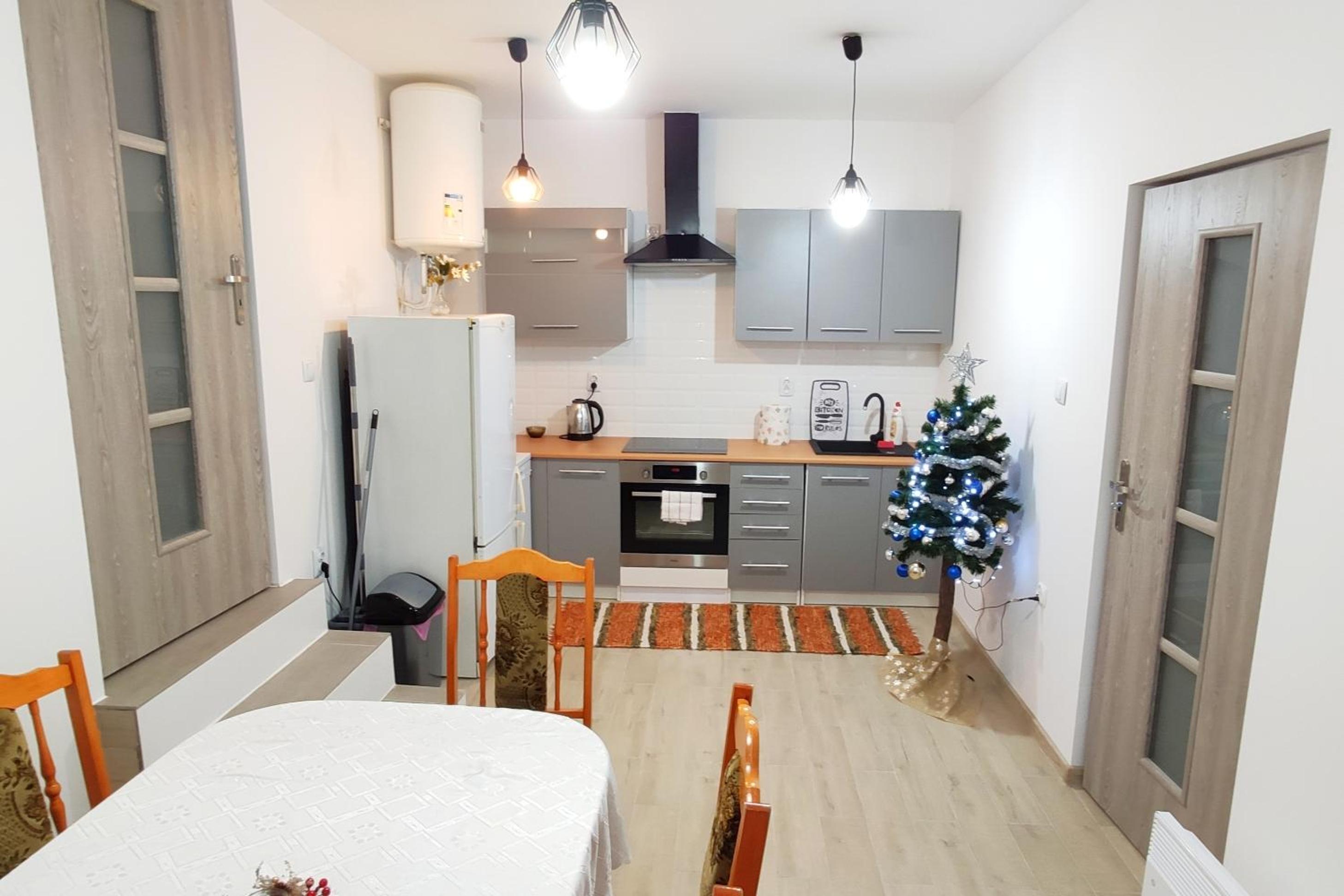 One-Bedroom House photo 2